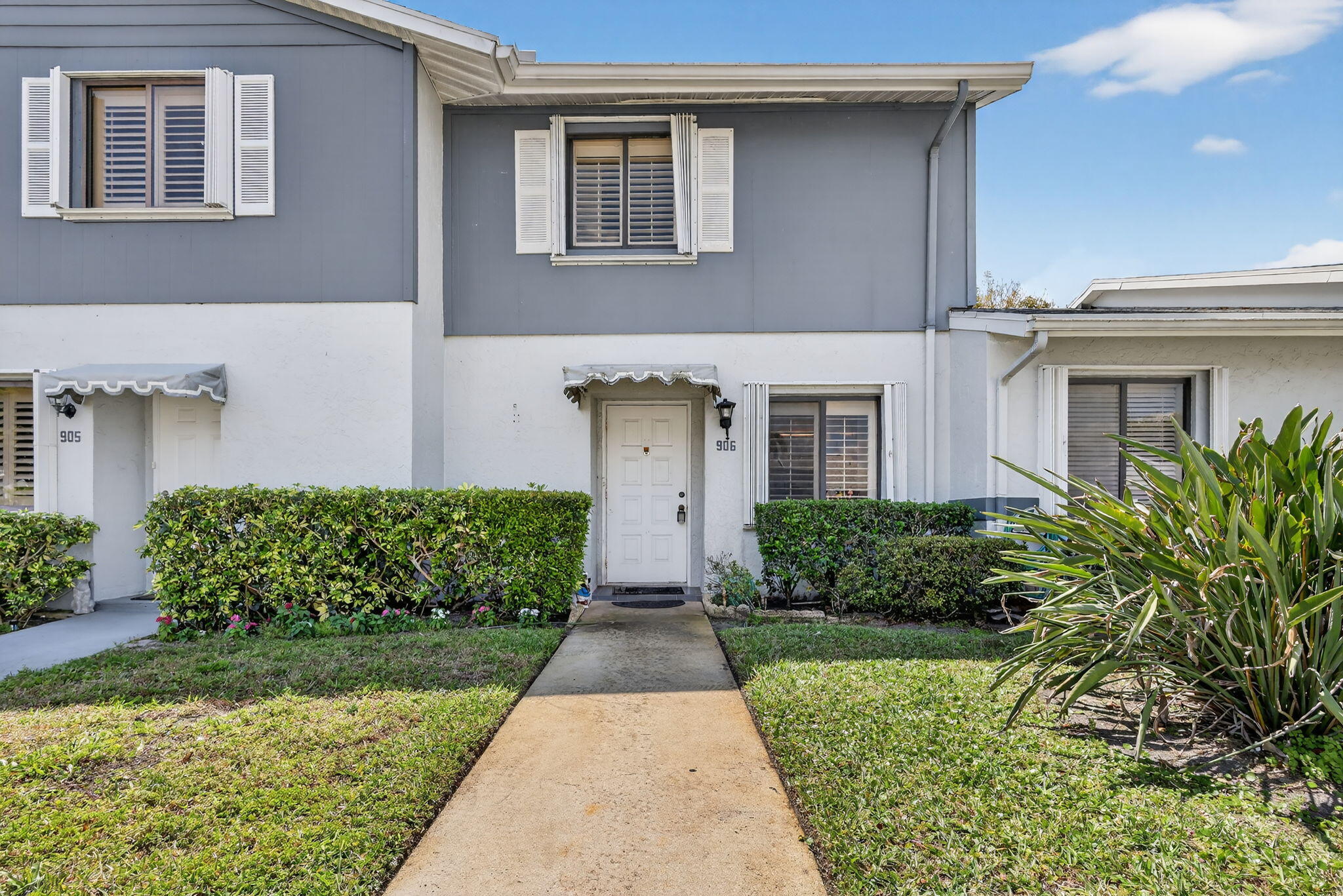 ARBOURS OF THE PALM BEACHES CONDO - Residential