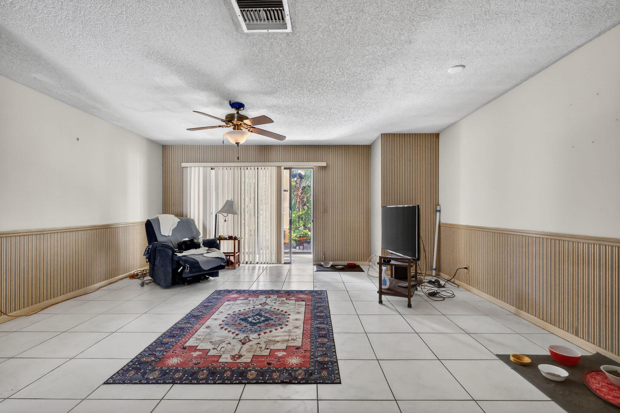 ARBOURS OF THE PALM BEACHES CONDO - Residential