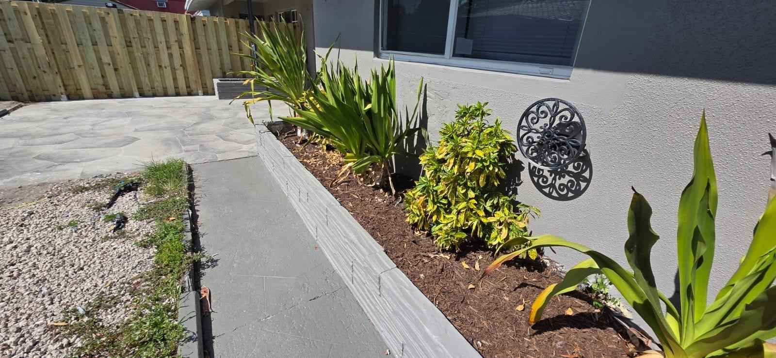 NORTH HOLLYWOOD - Residential Lease