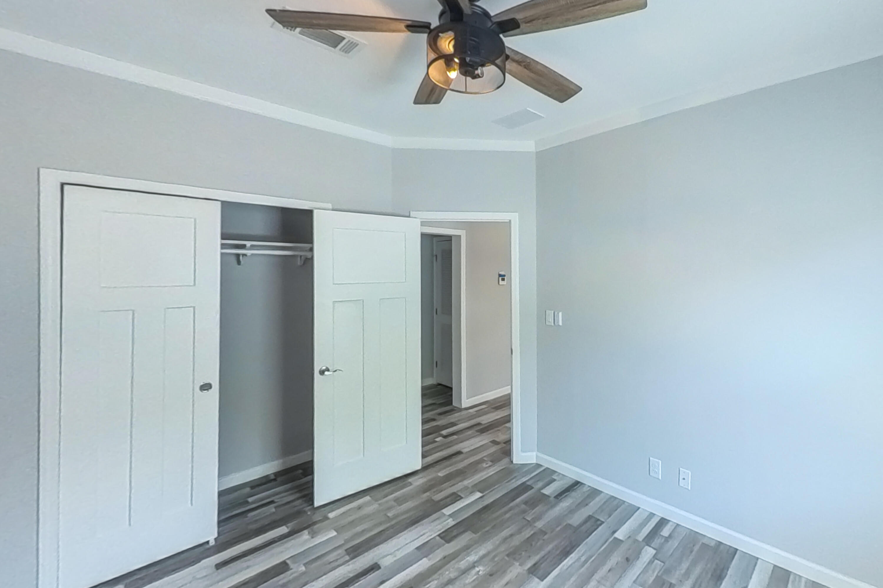 CRESTRIDGE HEIGHTS - Residential