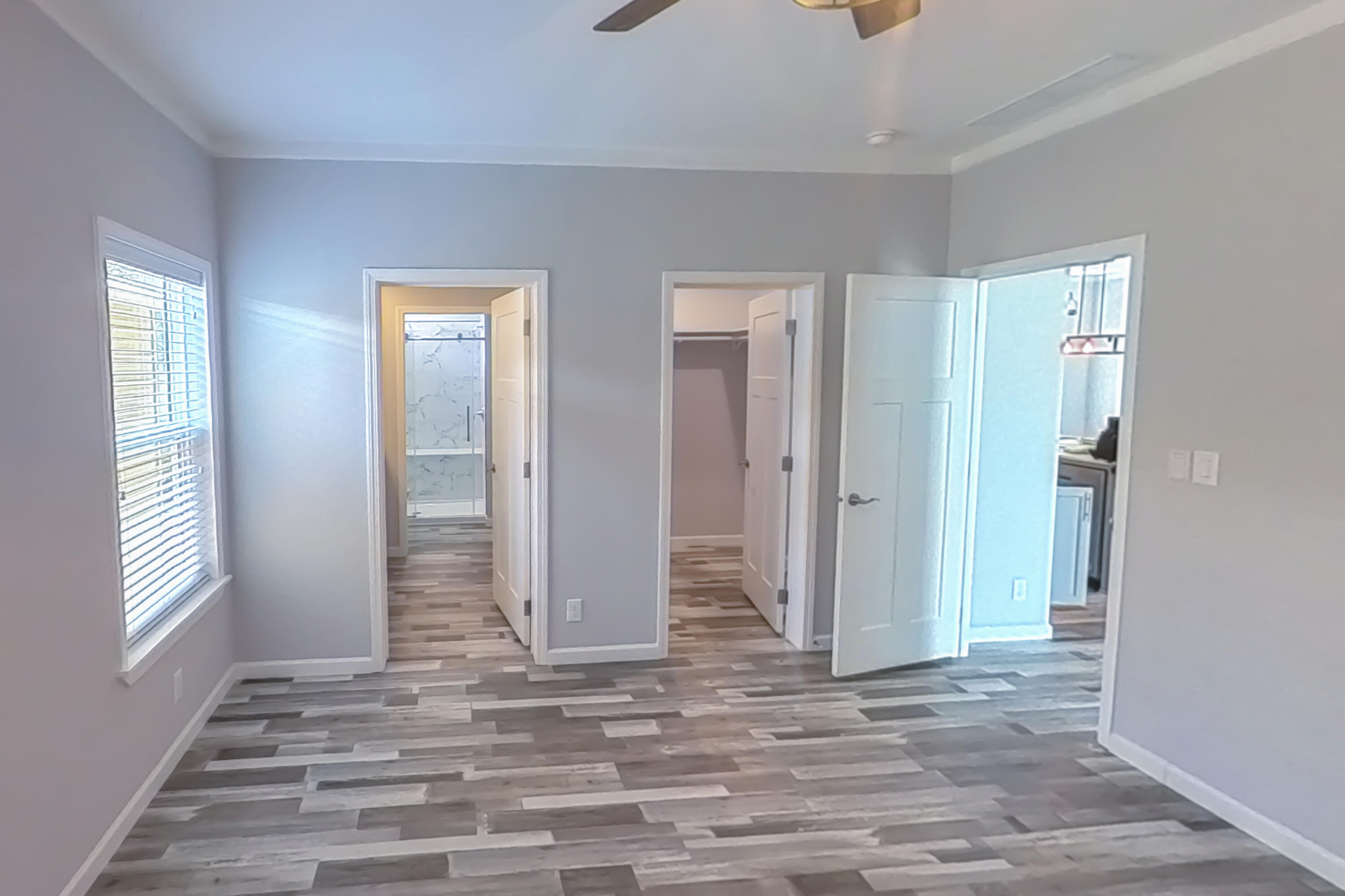 CRESTRIDGE HEIGHTS - Residential