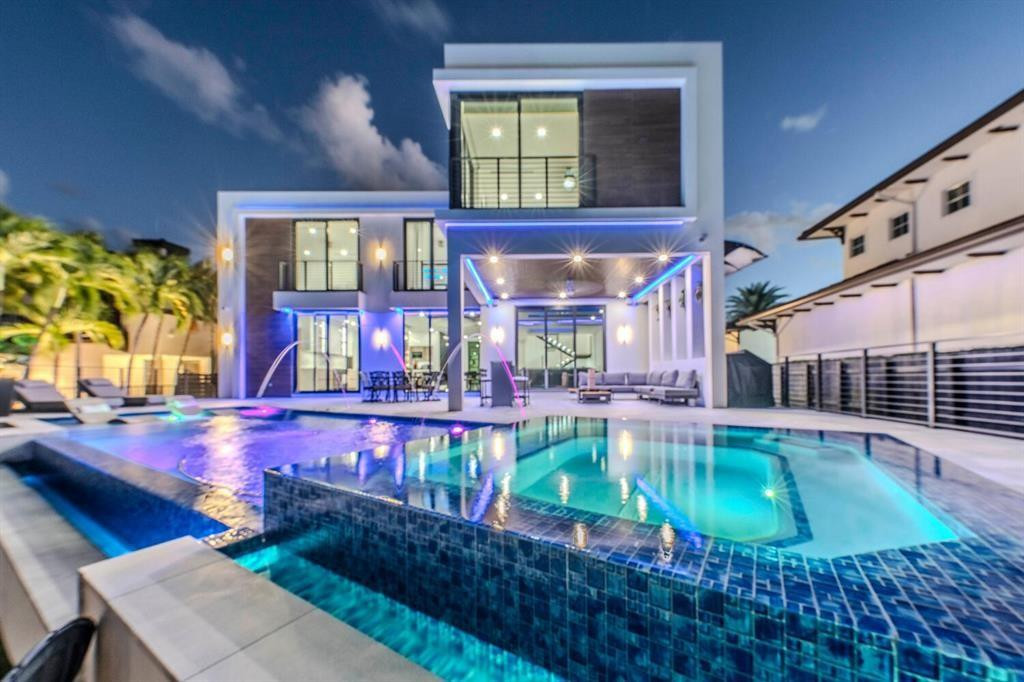 Coral Key Harbor 57-22 B - Residential