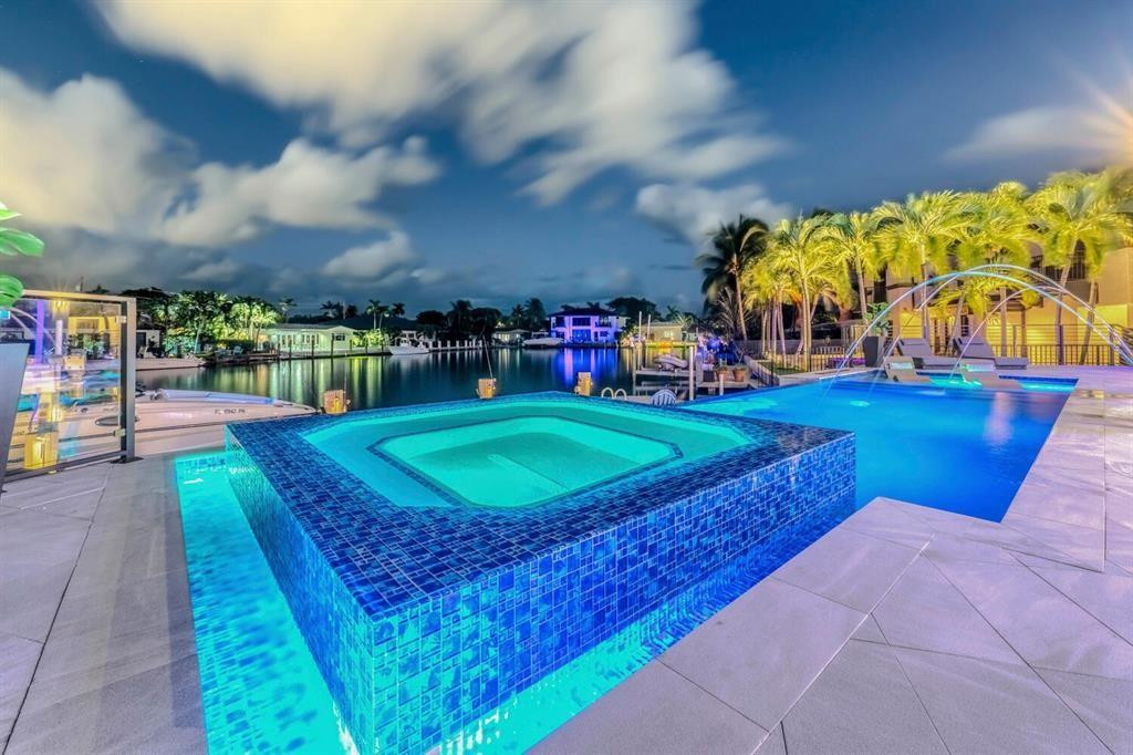 Coral Key Harbor 57-22 B - Residential