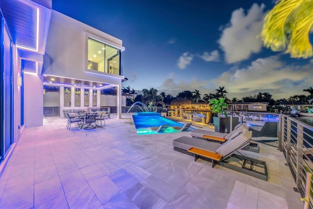 Coral Key Harbor 57-22 B - Residential