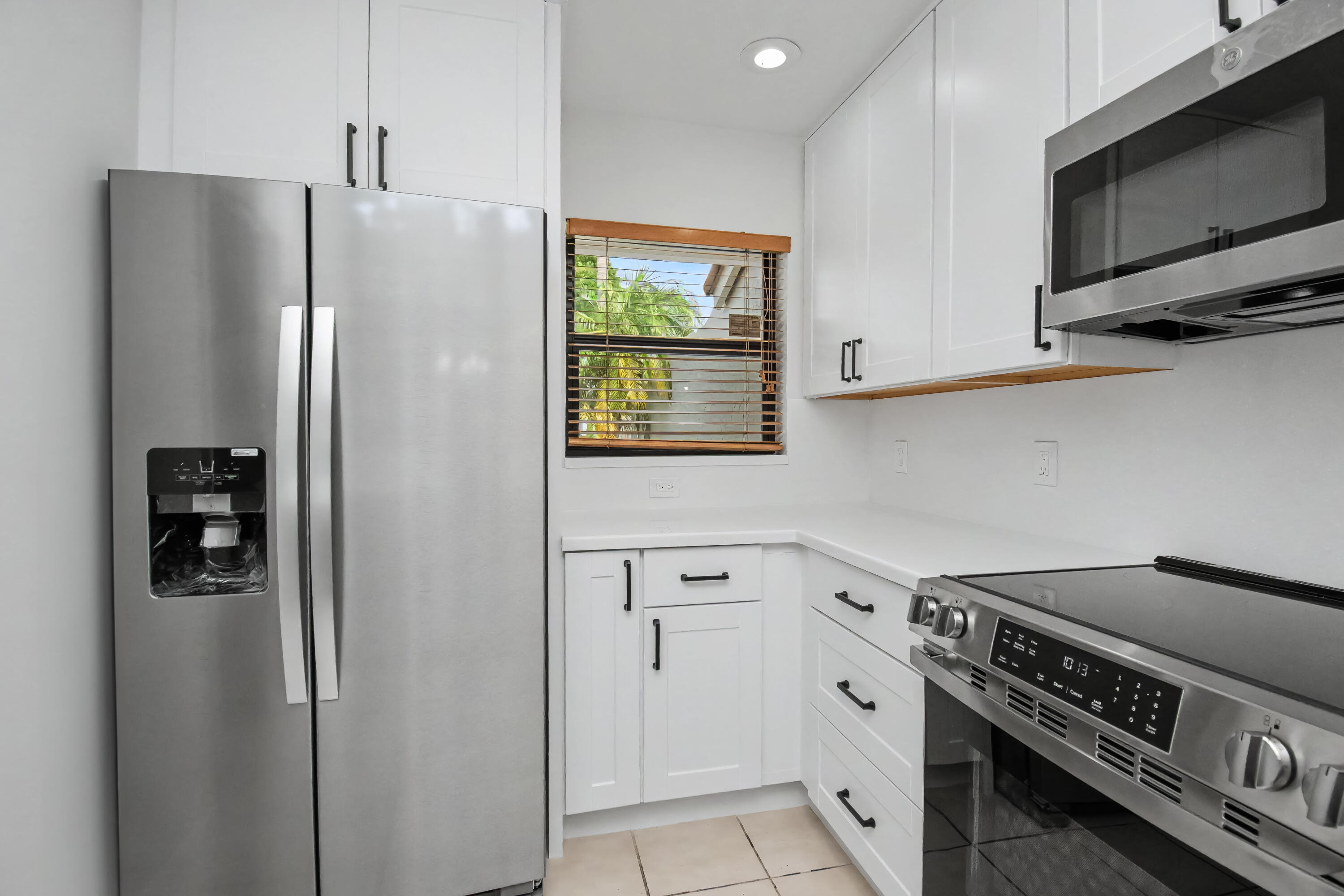 TIBURON II PH II - Residential Lease