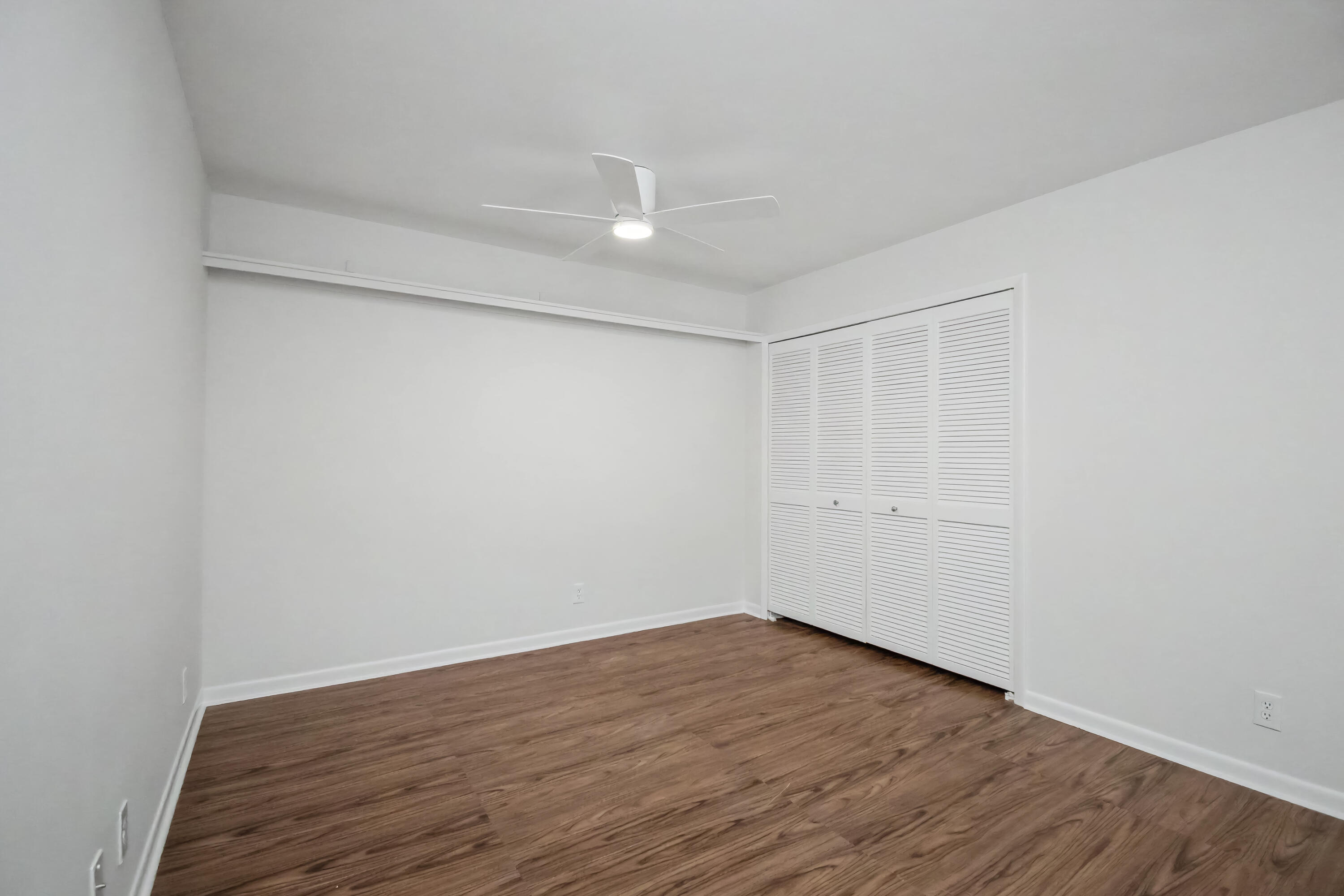TIBURON II PH II - Residential Lease