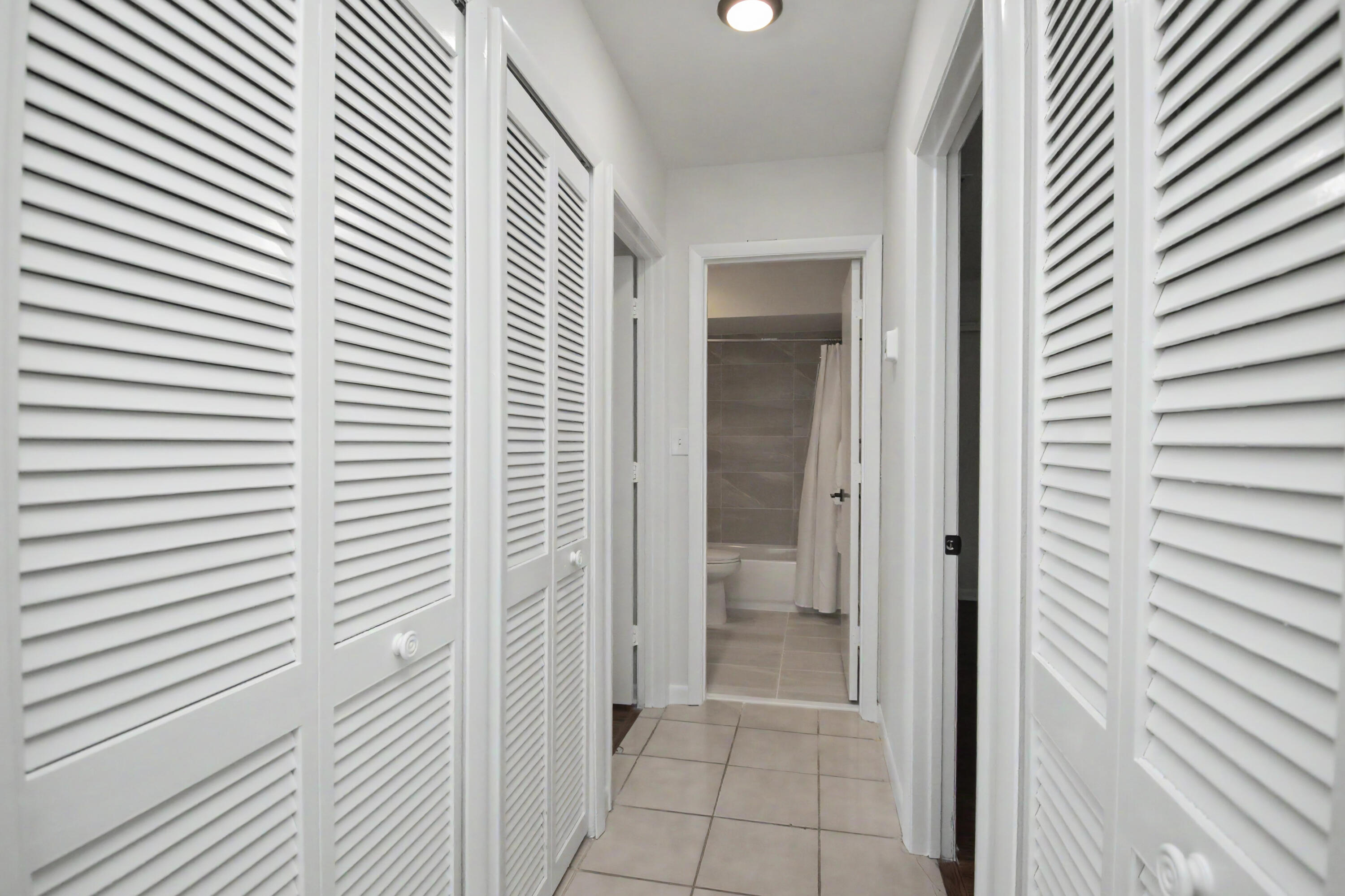 TIBURON II PH II - Residential Lease