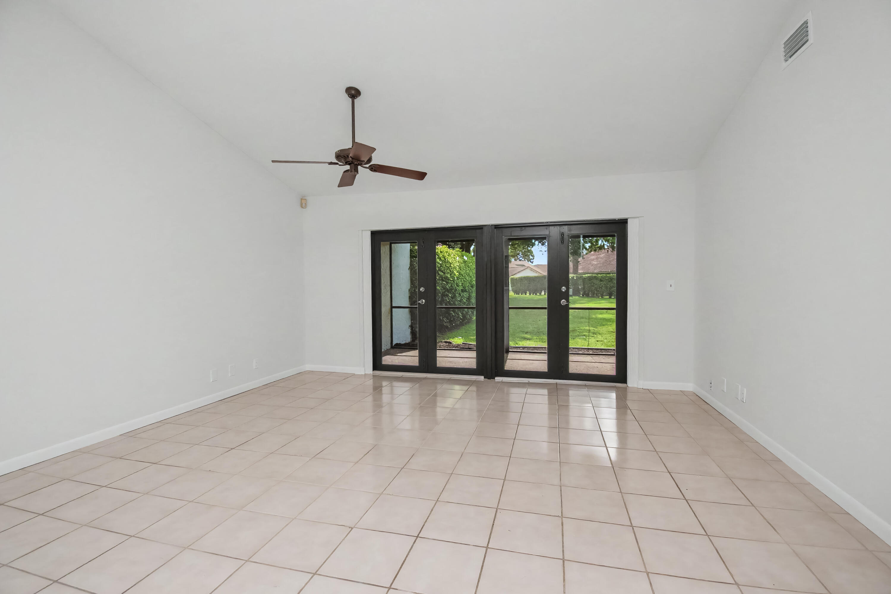 TIBURON II PH II - Residential Lease