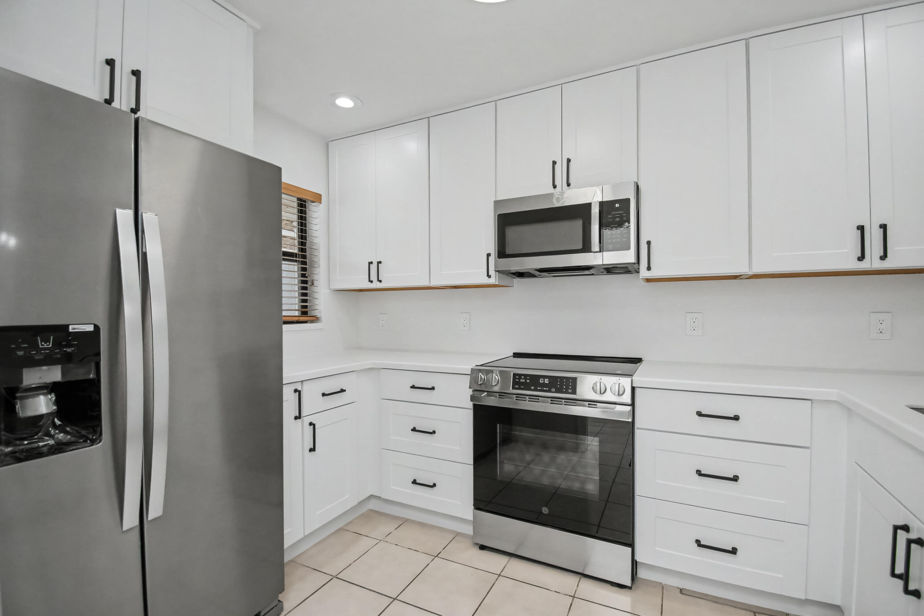 TIBURON II PH II - Residential Lease