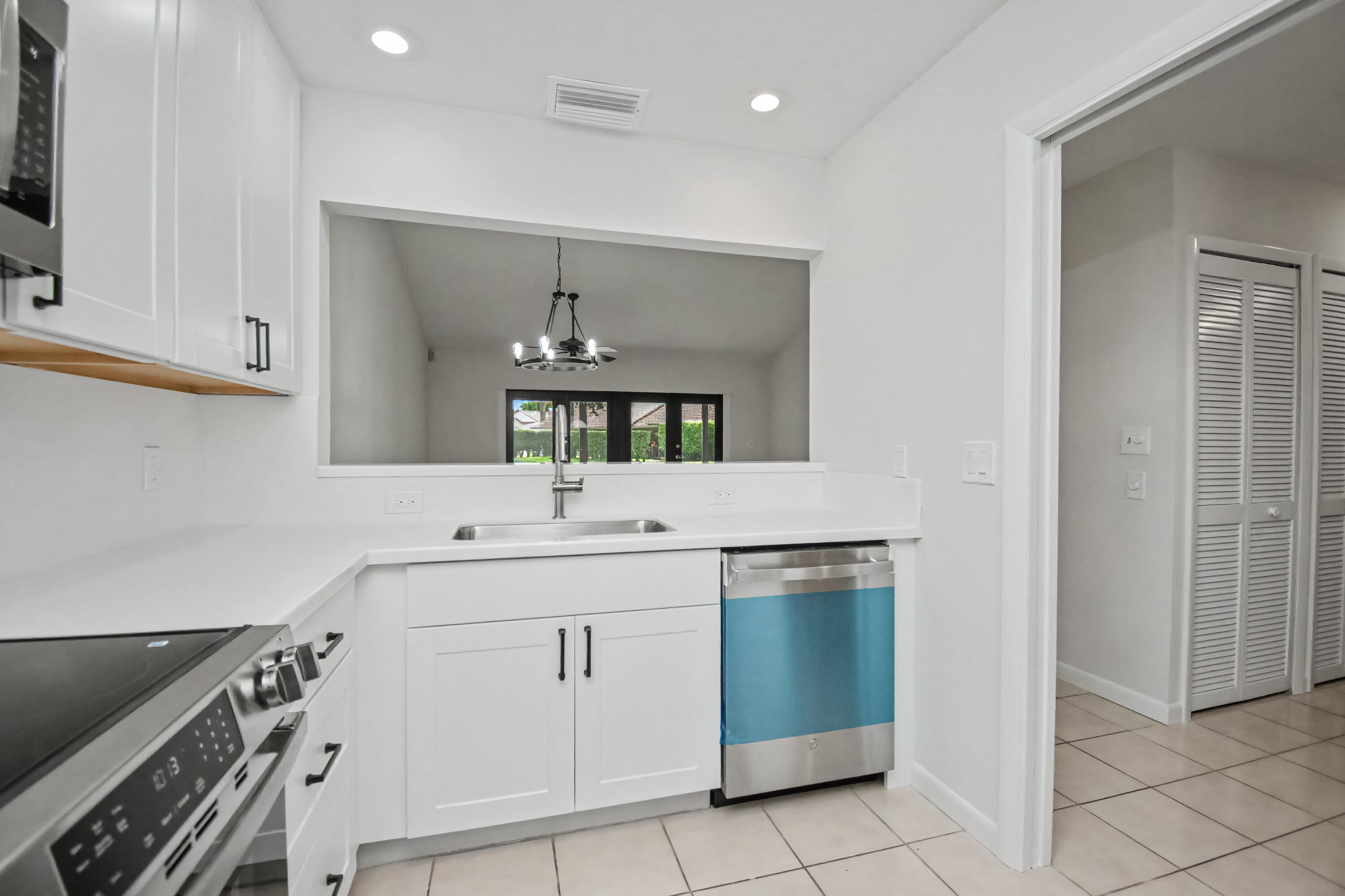 TIBURON II PH II - Residential Lease
