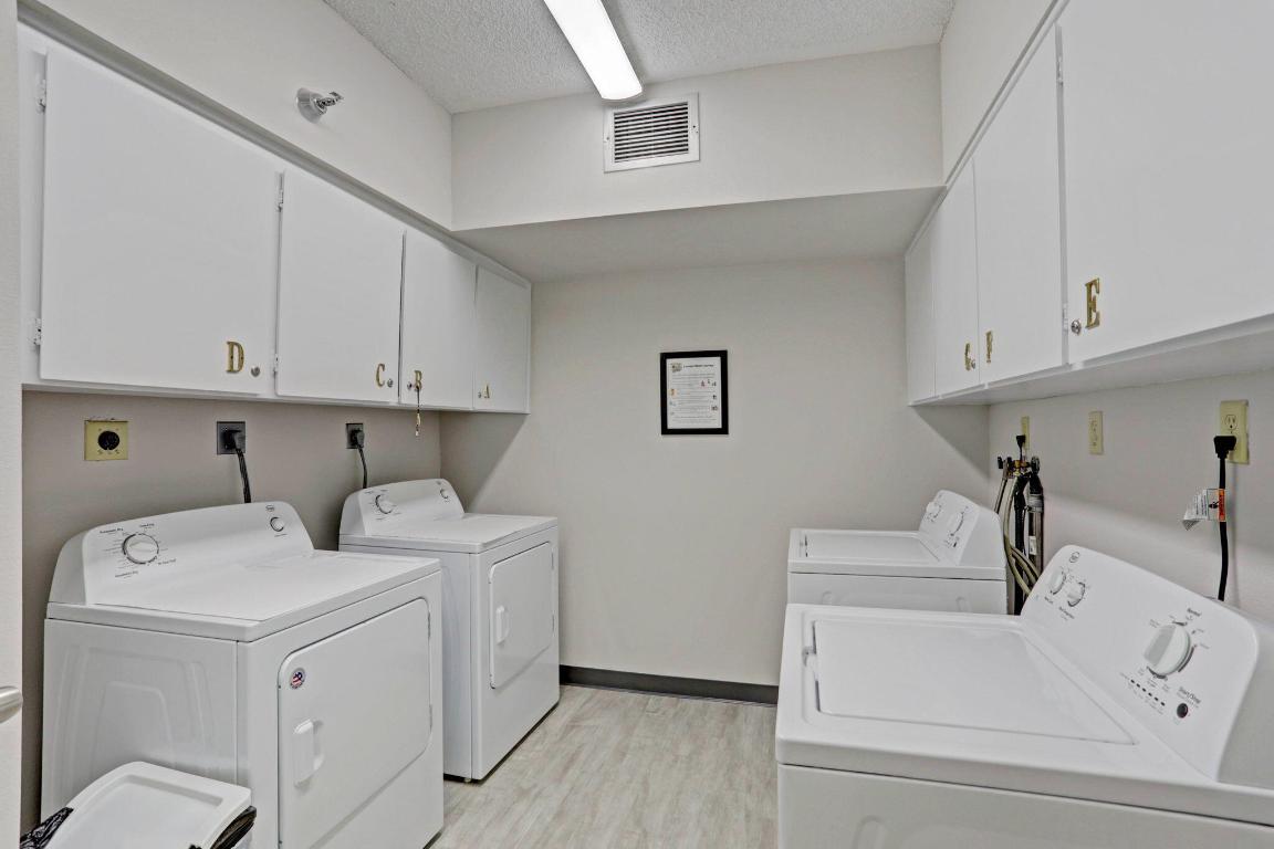EASTPOINTE - Residential