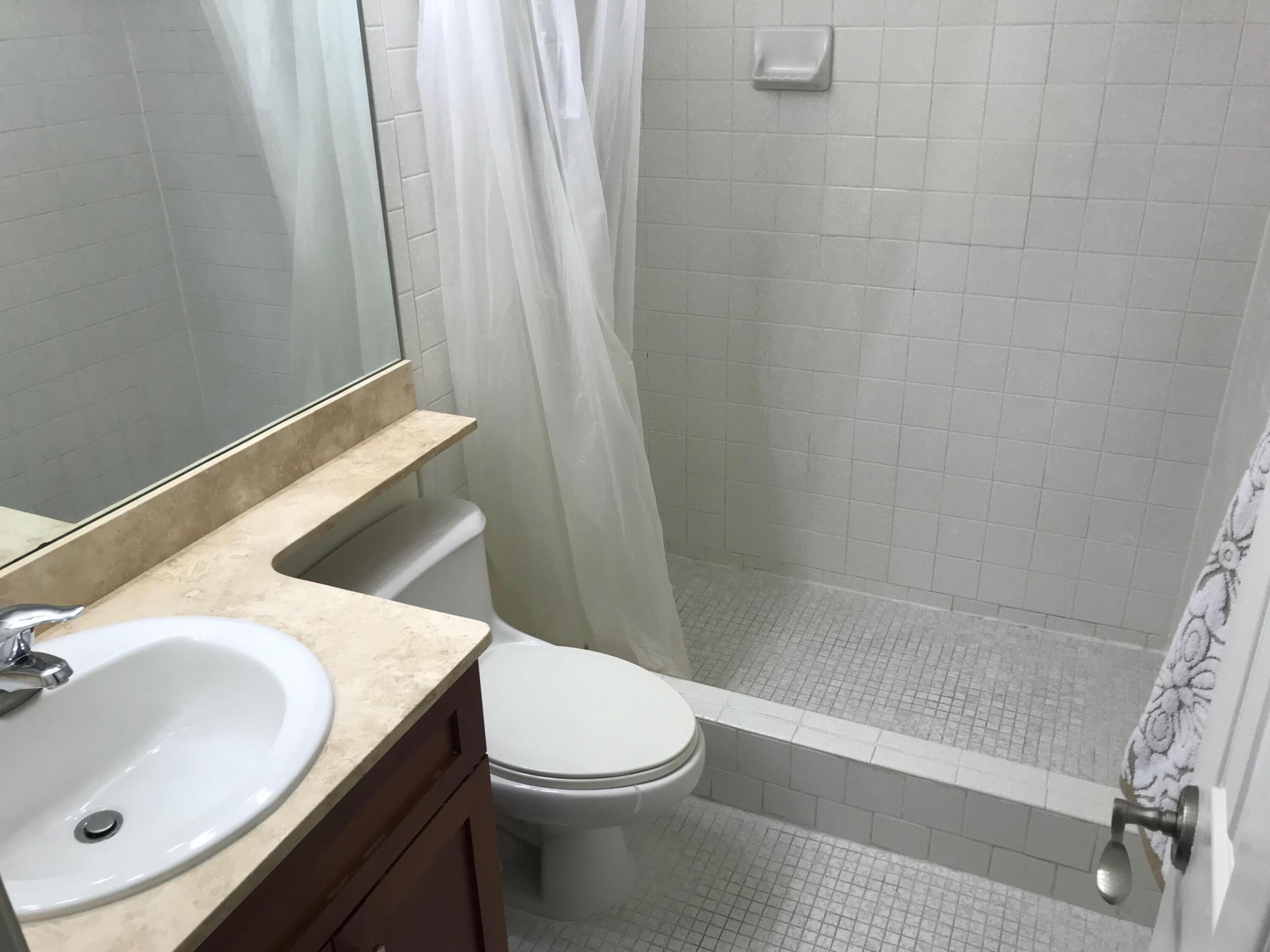 BERMUDA CAY CONDO - Residential Lease