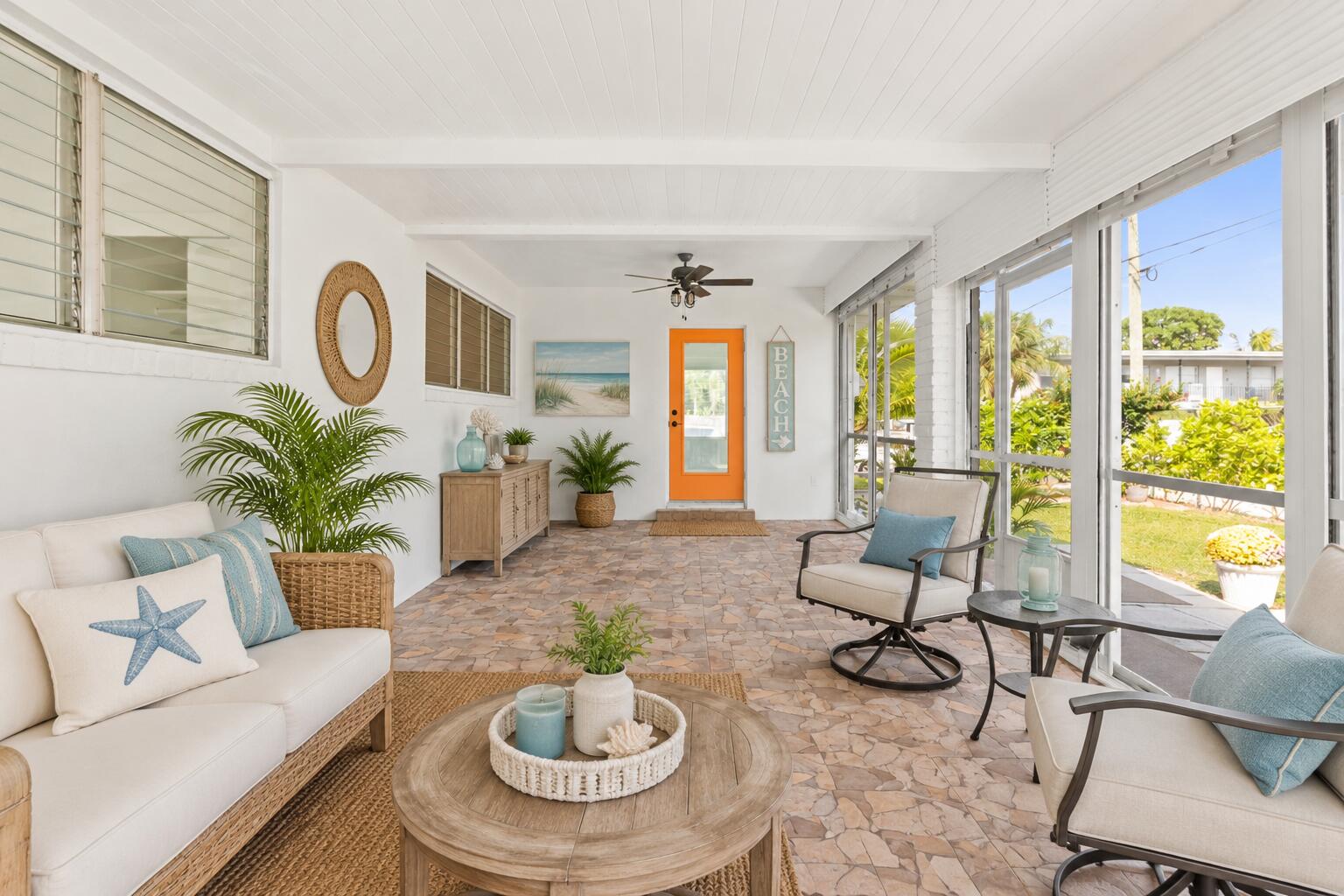 NORTH LAKE WORTH - Residential