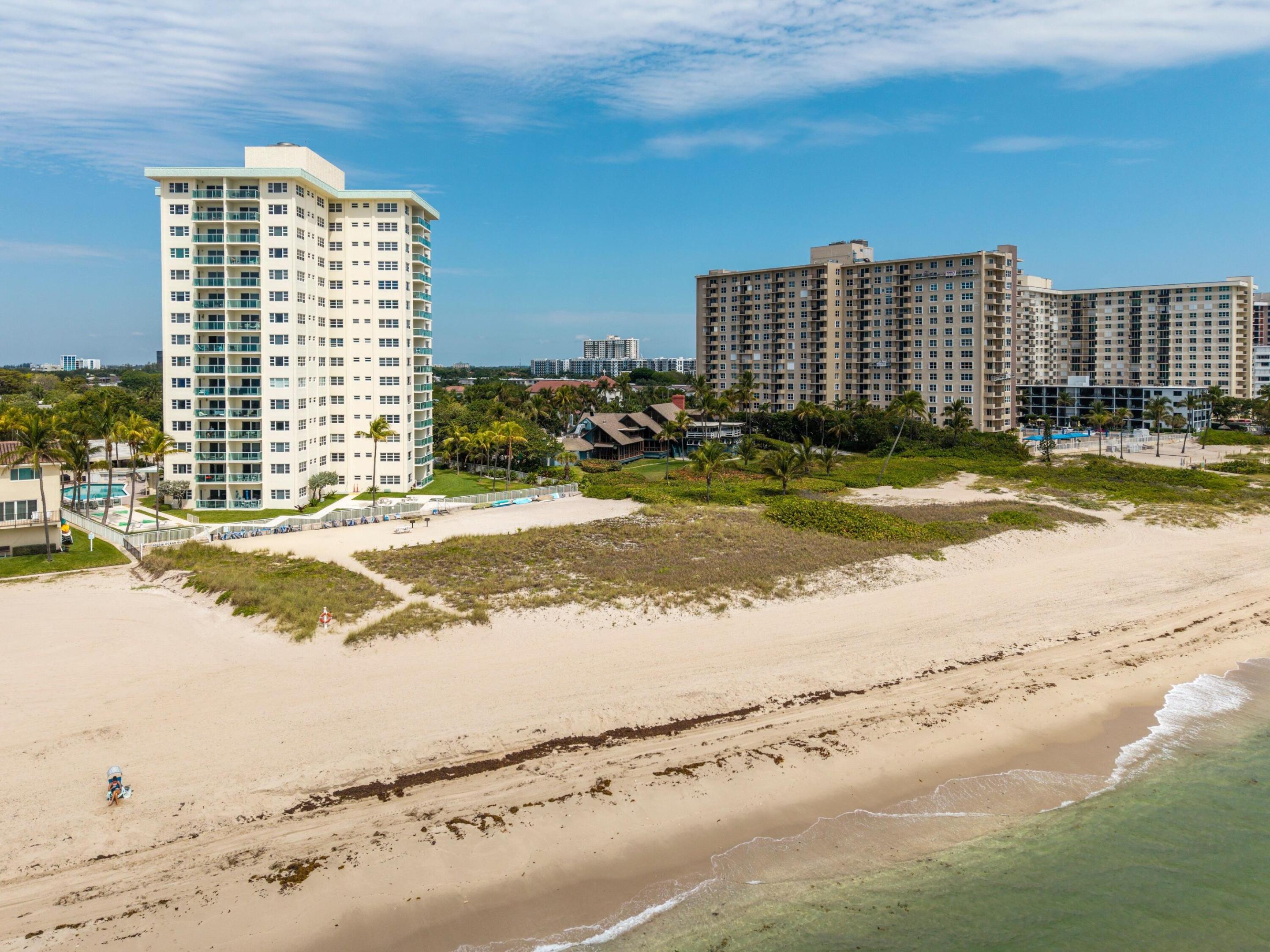 STARLIGHT TOWERS CONDO - Residential