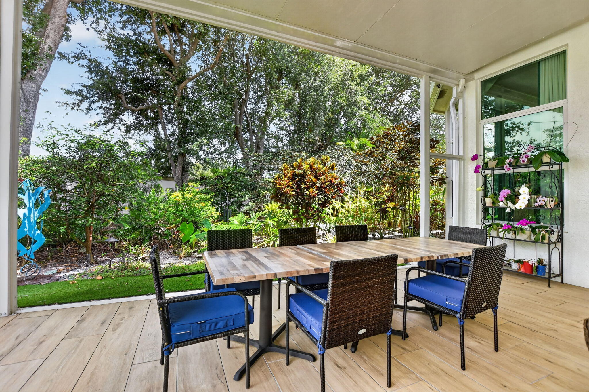 ADDISON RESERVE PARS 7 AND 8 - Residential Lease