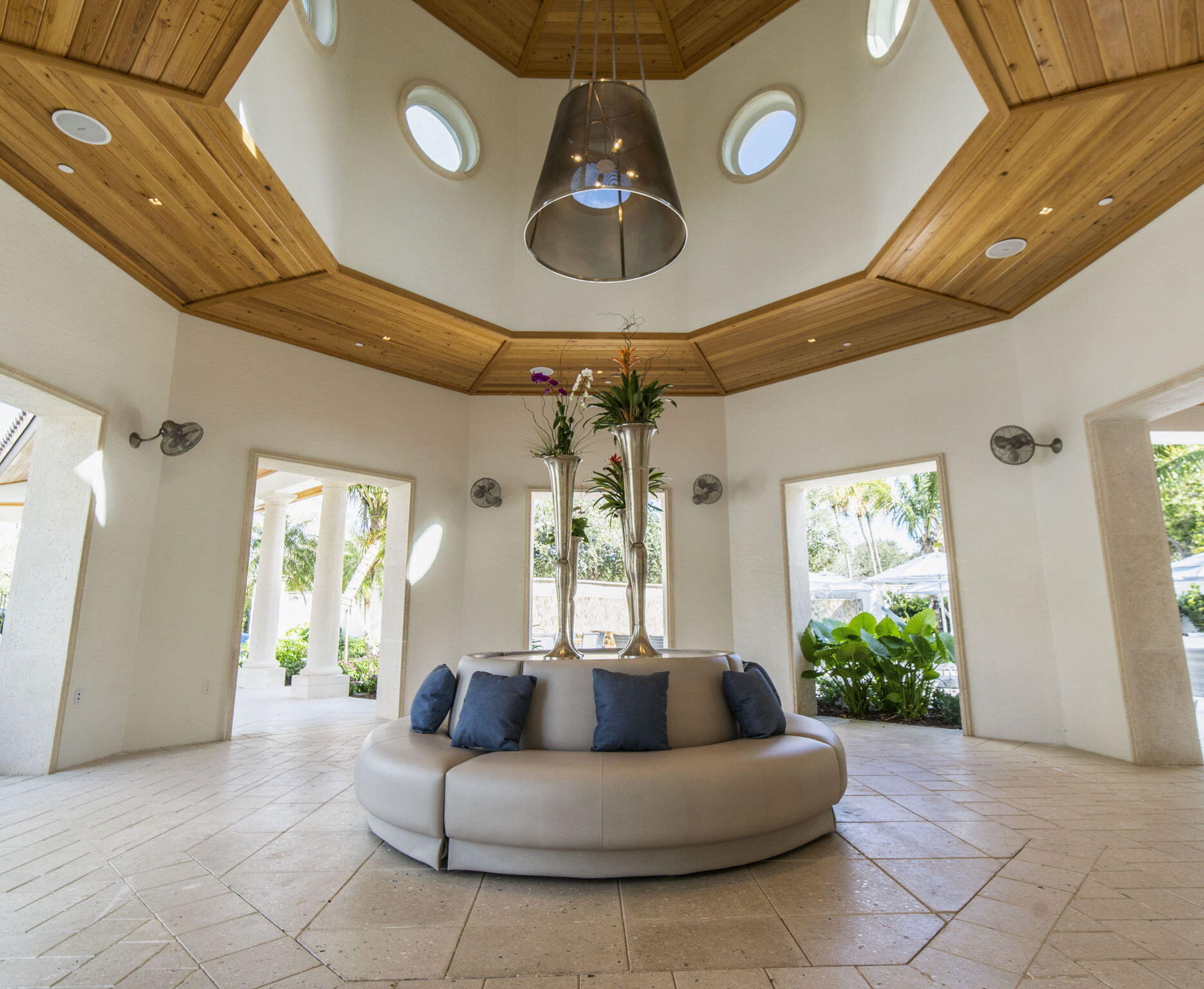 ADDISON RESERVE PARS 7 AND 8 - Residential Lease