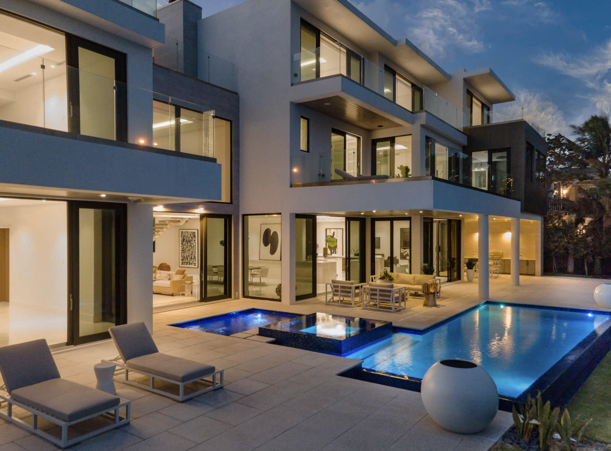 HILLSBORO MILE - Residential
