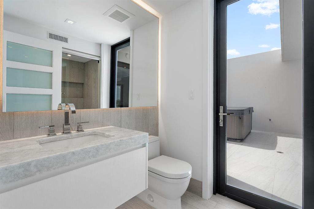 HILLSBORO MILE - Residential