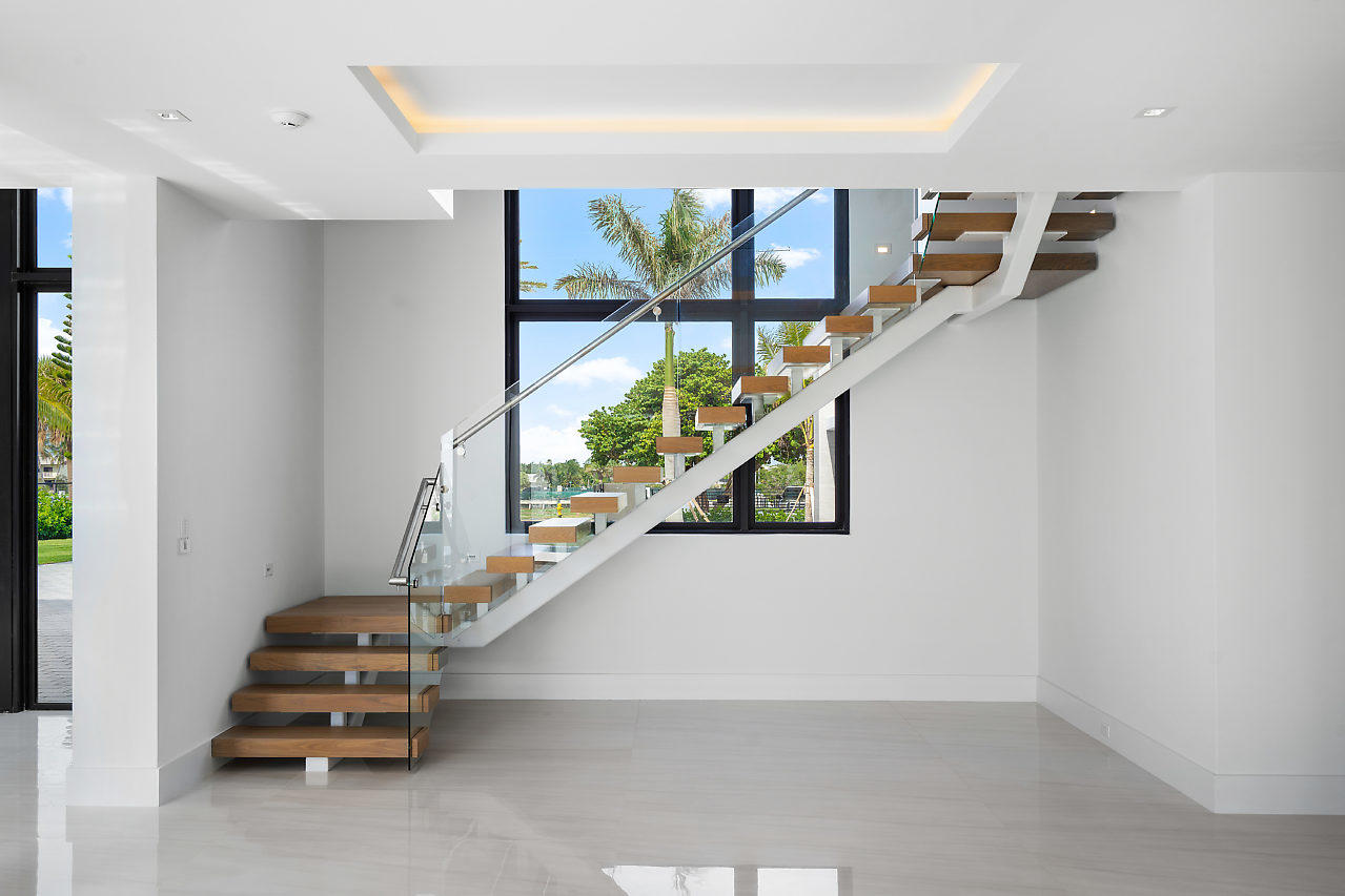 HILLSBORO MILE - Residential