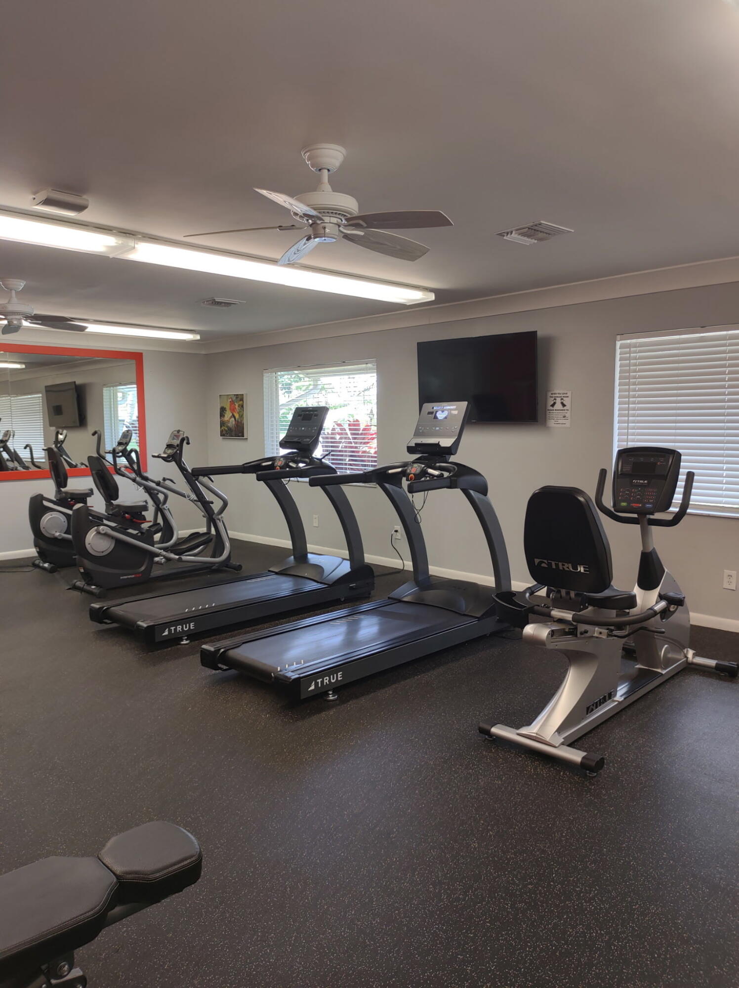 WHISPER WALK - Residential Lease