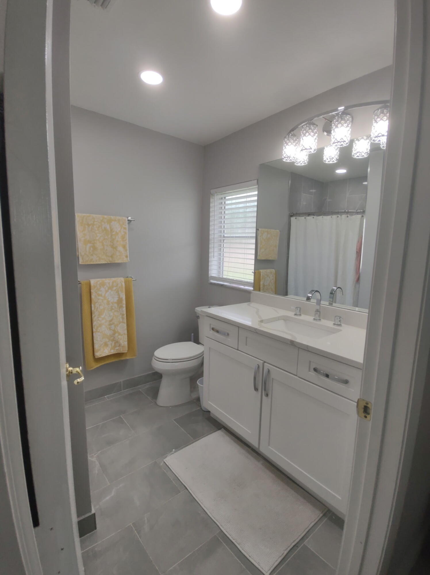 WHISPER WALK - Residential Lease