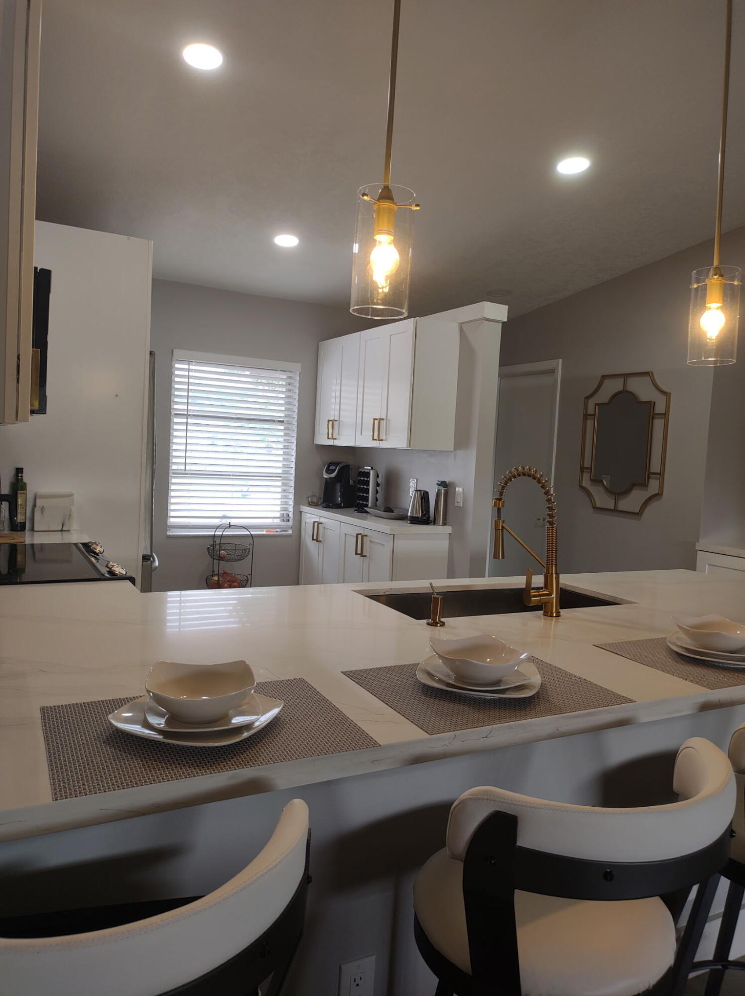 WHISPER WALK - Residential Lease