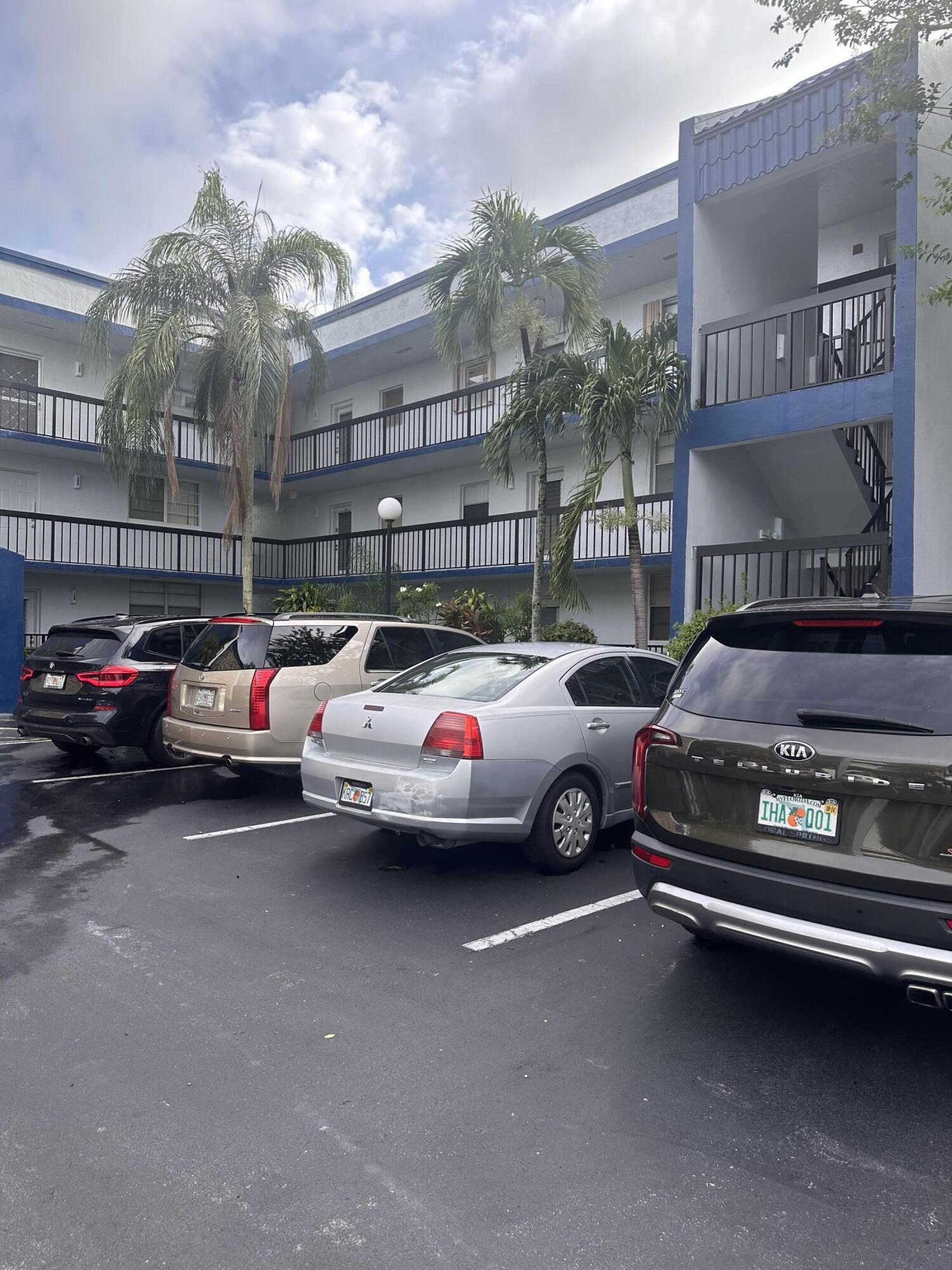 HOLIDAY SPRINGS VILLAGE 2 CONDO - Residential