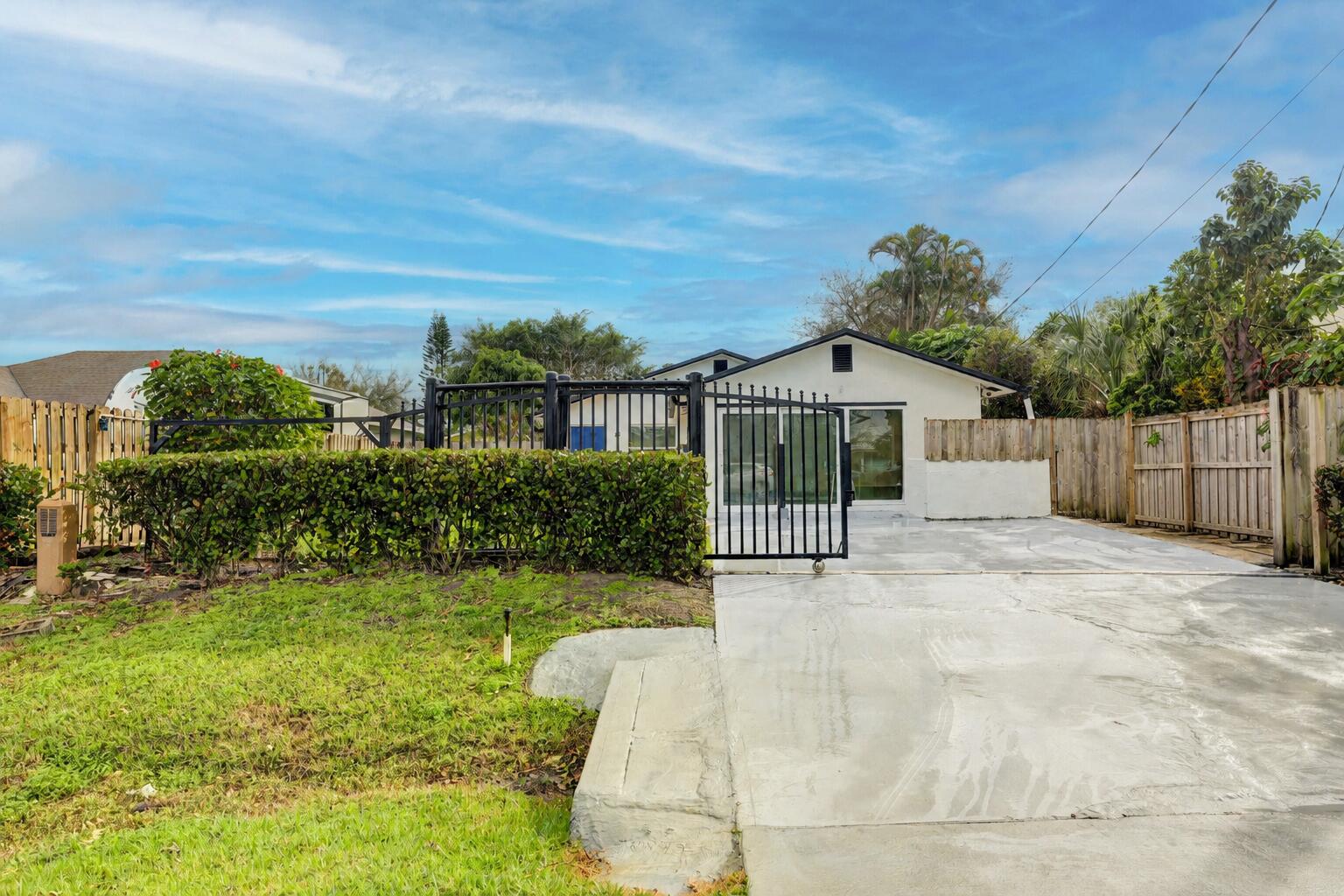 GOLDEN GATE - Residential