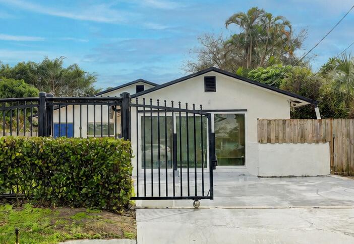 GOLDEN GATE - Residential
