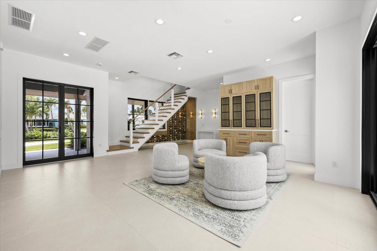 Country Club Point - Residential
