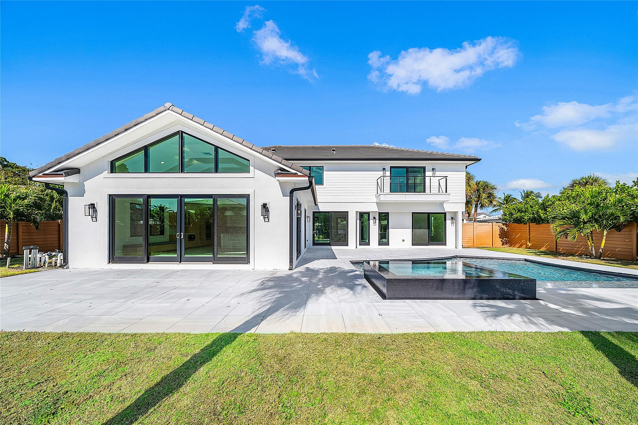 Country Club Point - Residential