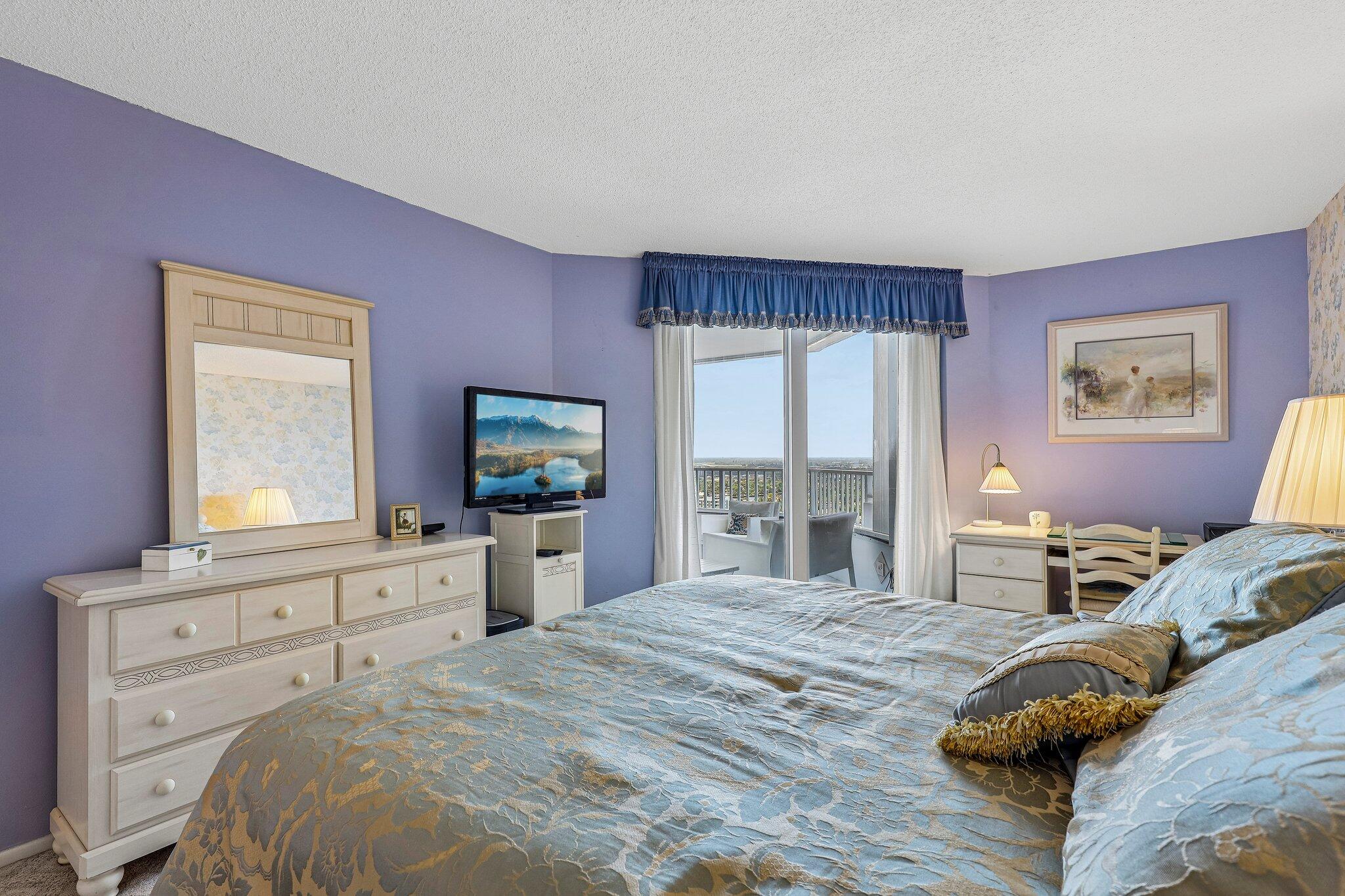 CLARIDGE CONDO - Residential