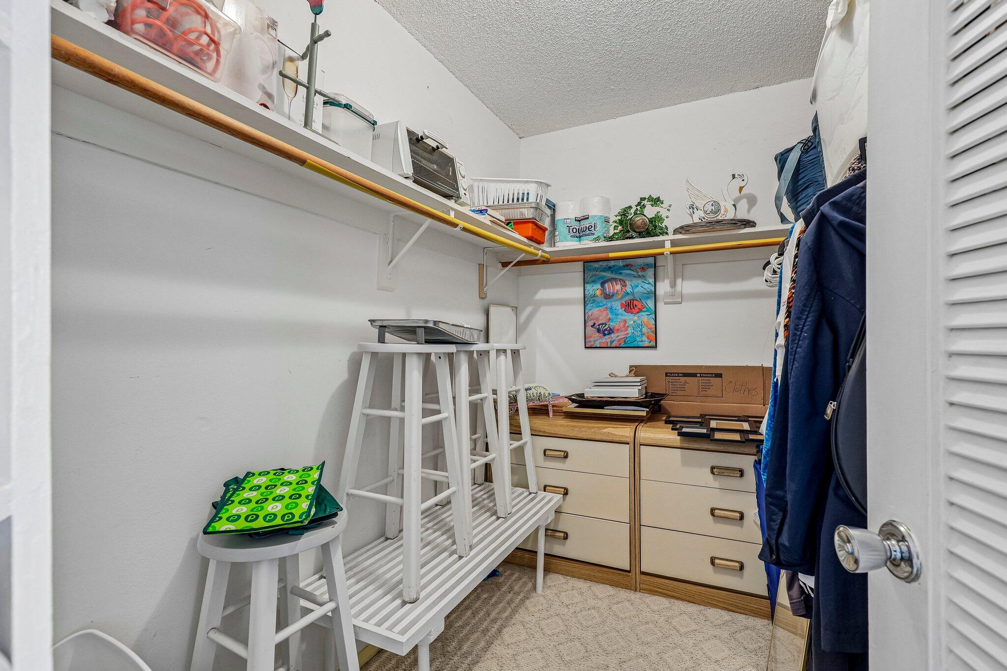 CLARIDGE CONDO - Residential