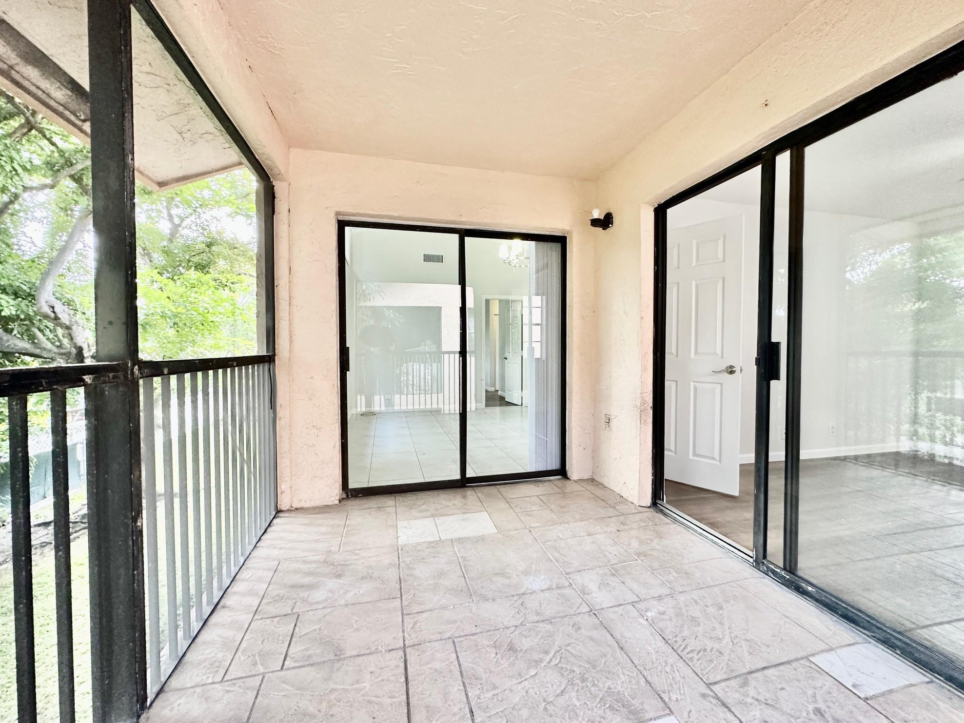 RAMBLEWOOD PLACE CONDO - Residential