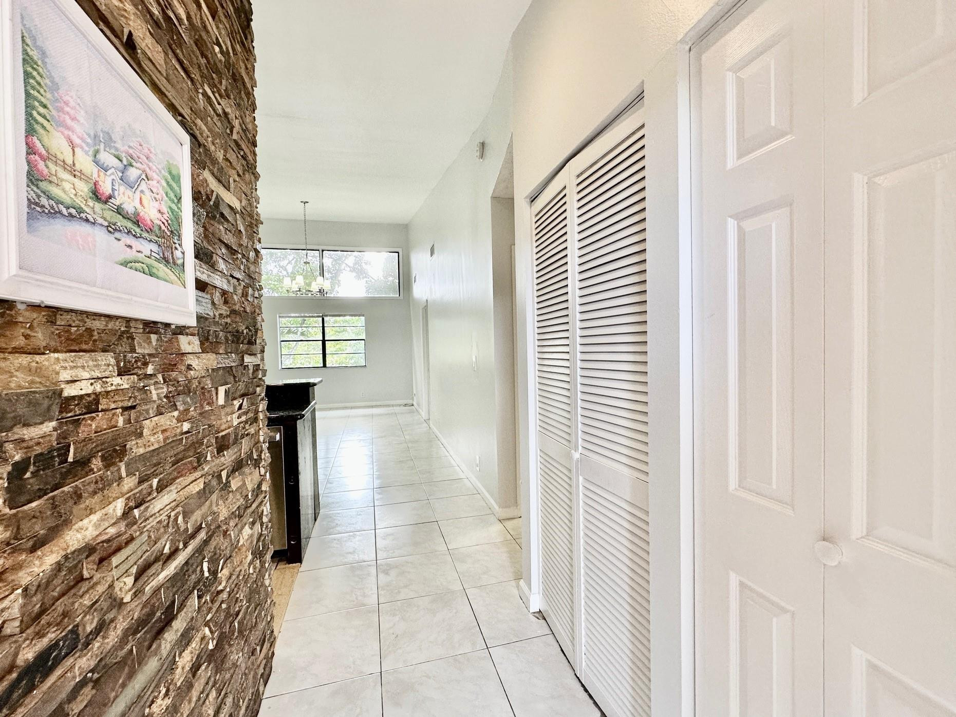 RAMBLEWOOD PLACE CONDO - Residential