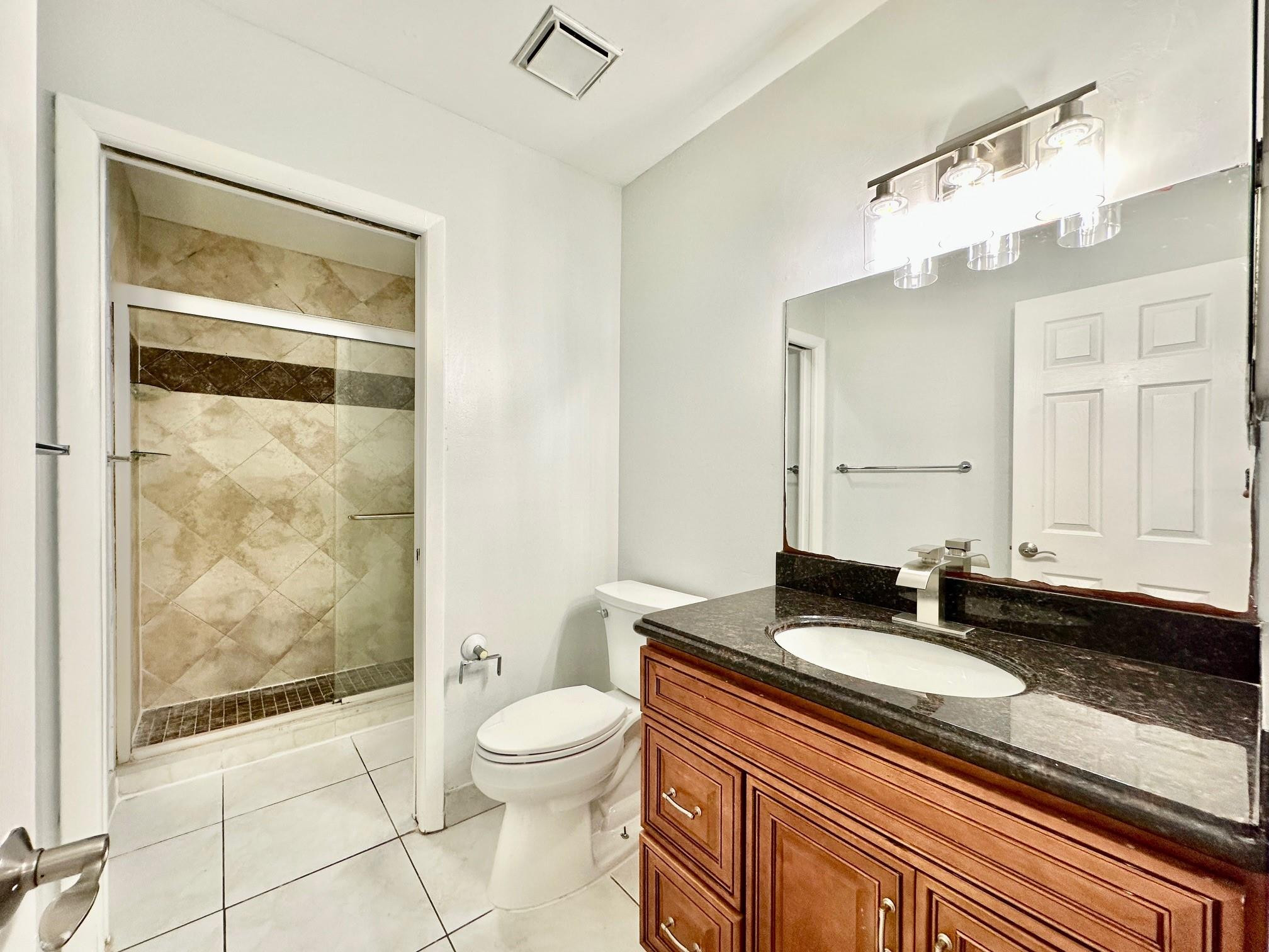 RAMBLEWOOD PLACE CONDO - Residential
