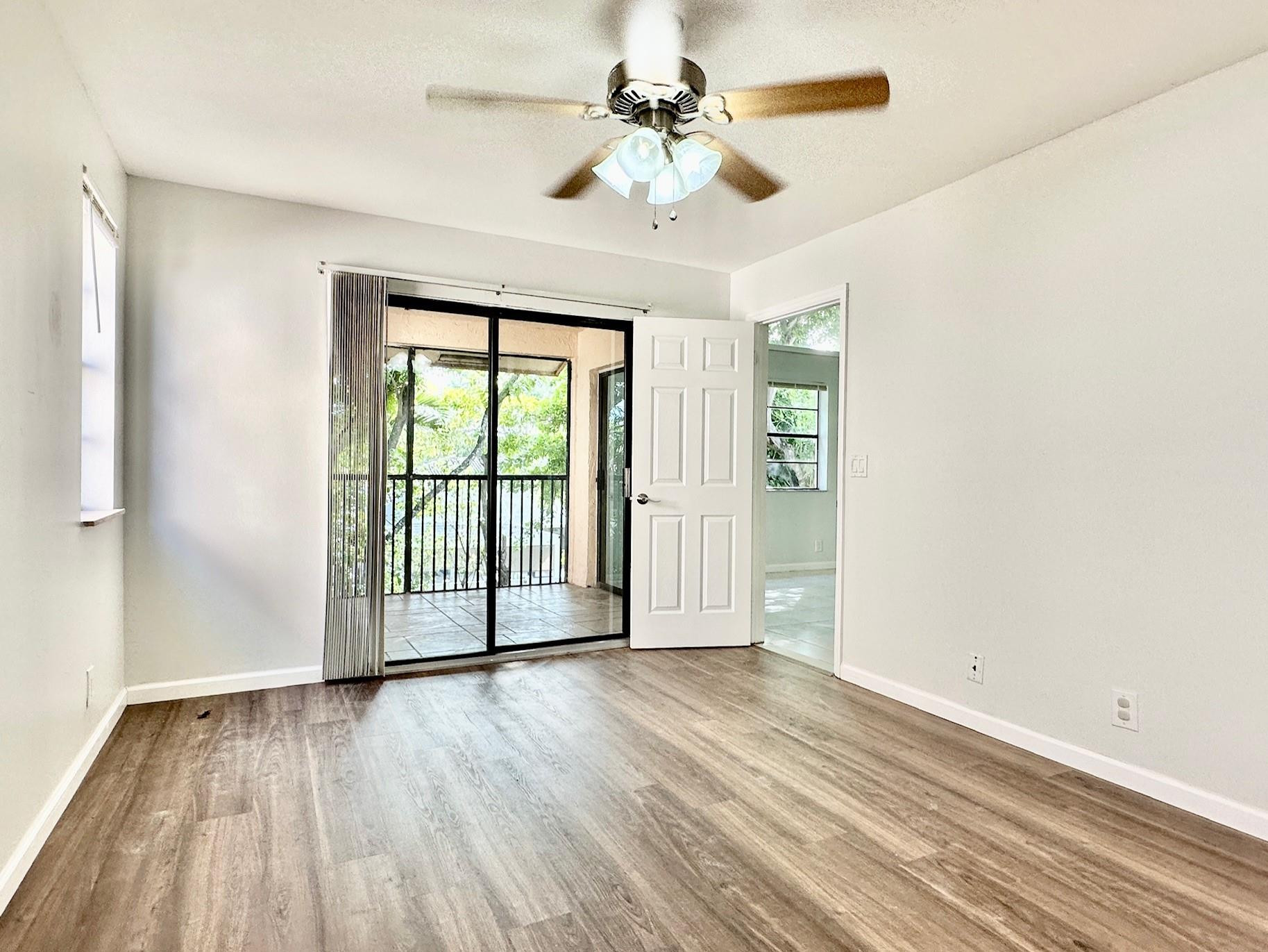 RAMBLEWOOD PLACE CONDO - Residential