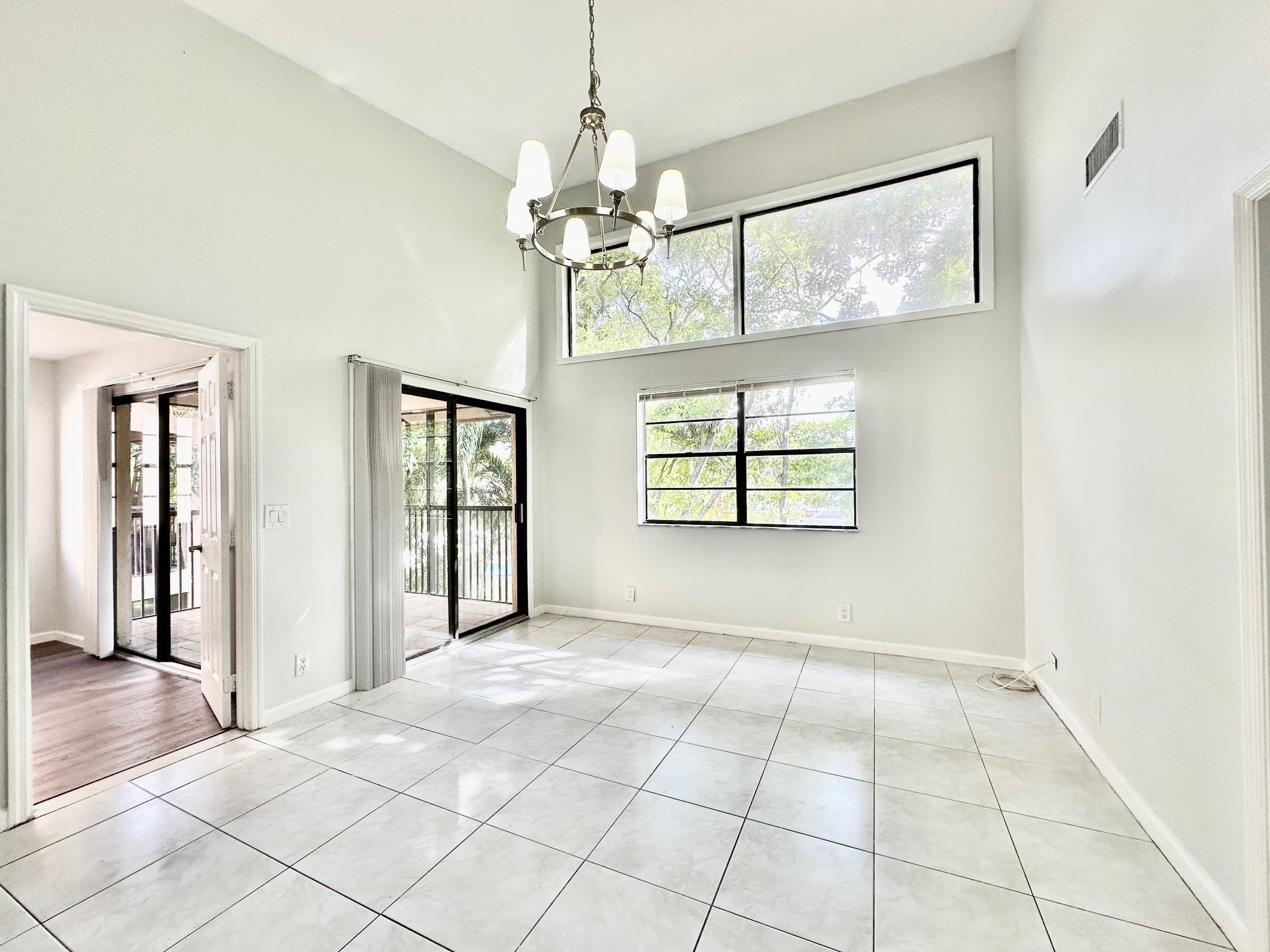 RAMBLEWOOD PLACE CONDO - Residential