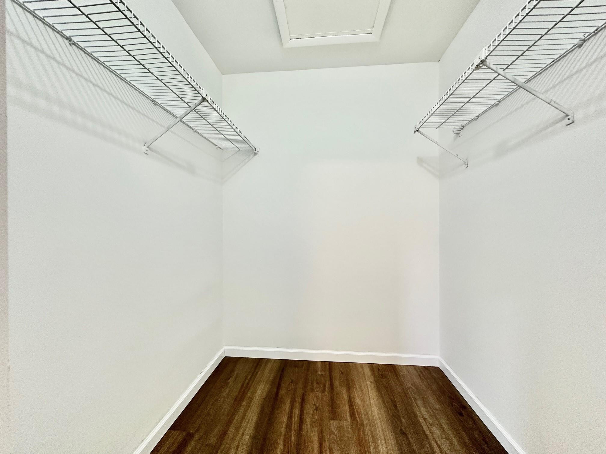 RAMBLEWOOD PLACE CONDO - Residential