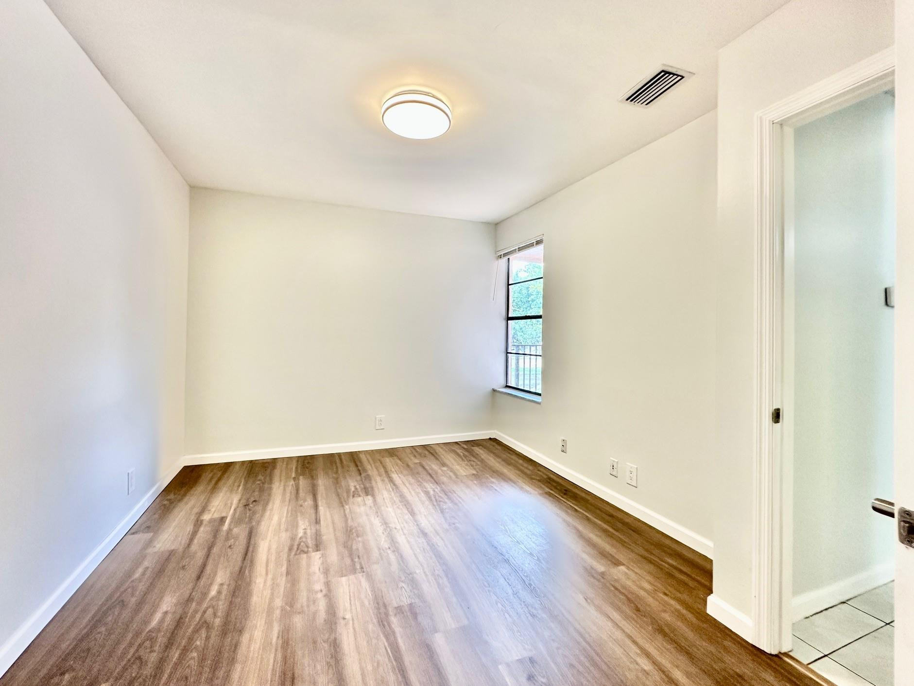 RAMBLEWOOD PLACE CONDO - Residential