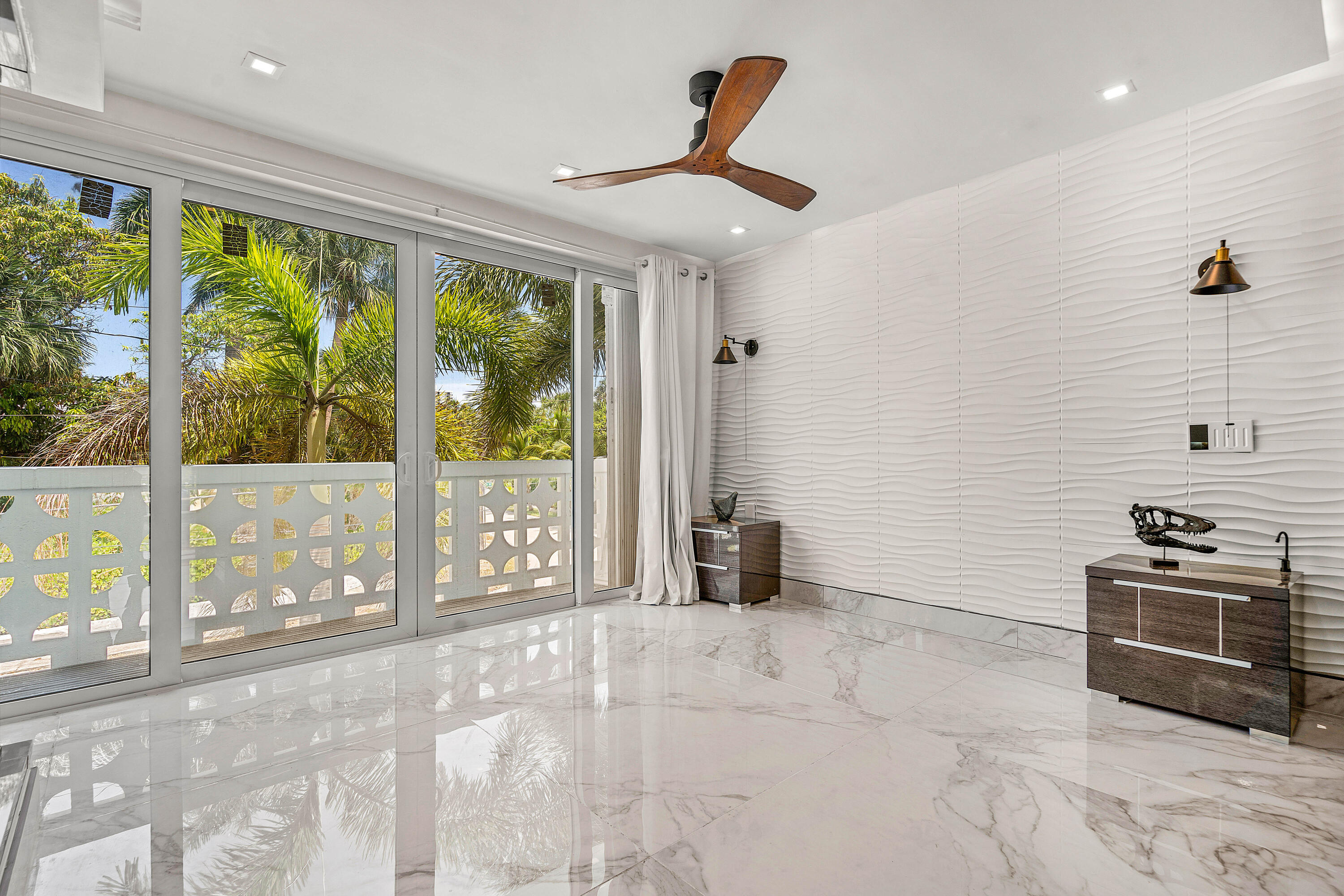 INTRACOASTAL CONDO - Residential