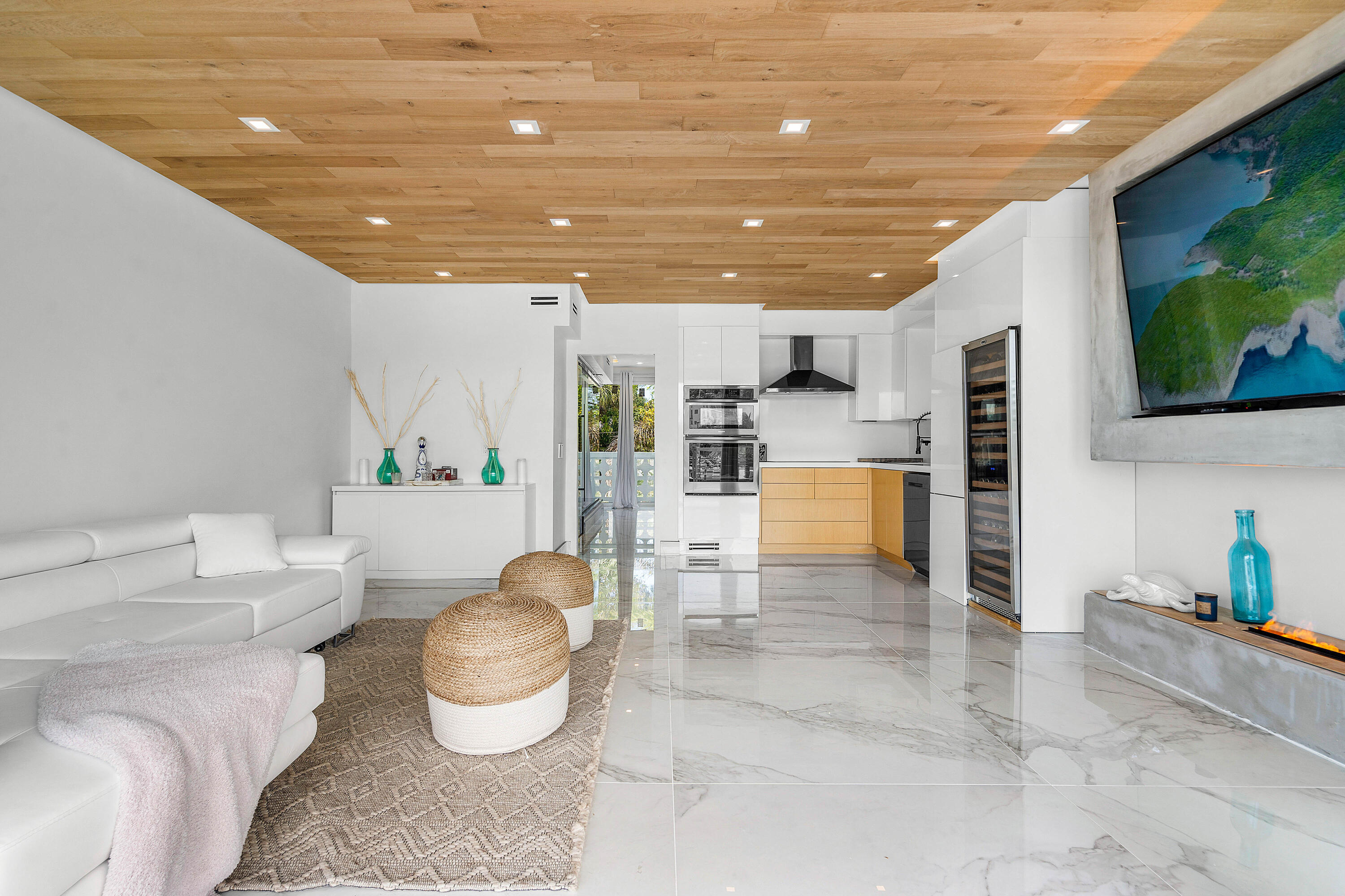 INTRACOASTAL CONDO - Residential