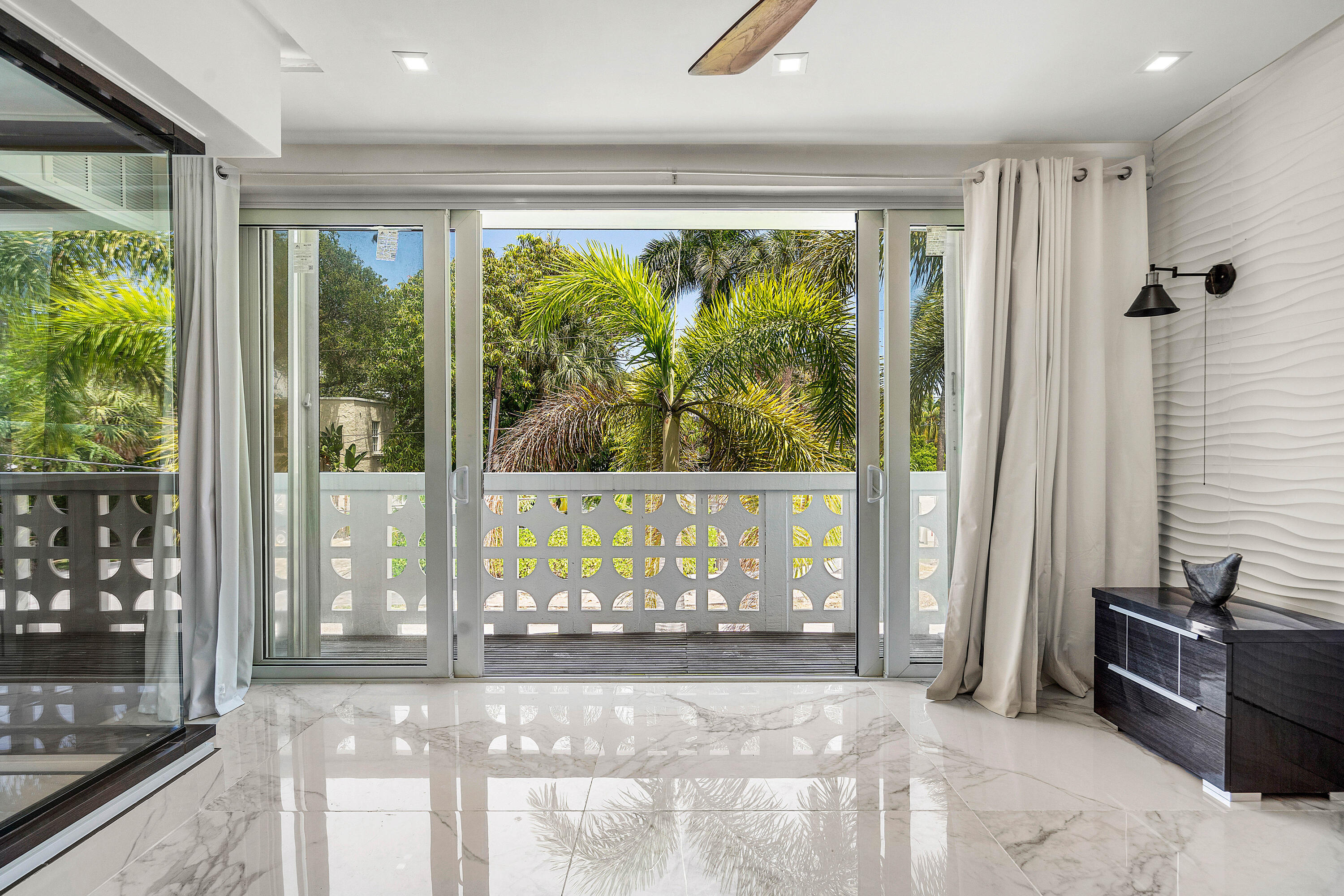 INTRACOASTAL CONDO - Residential