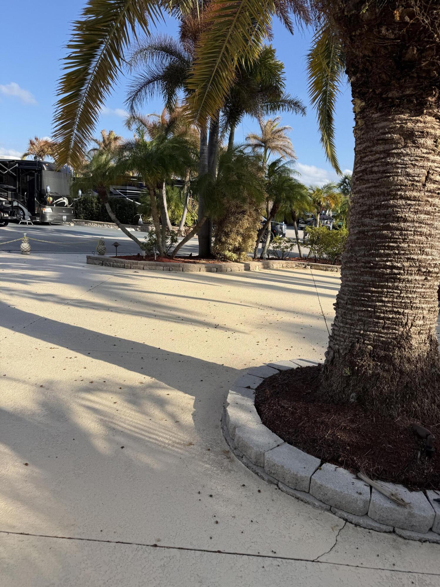 Outdoor Resort - Land