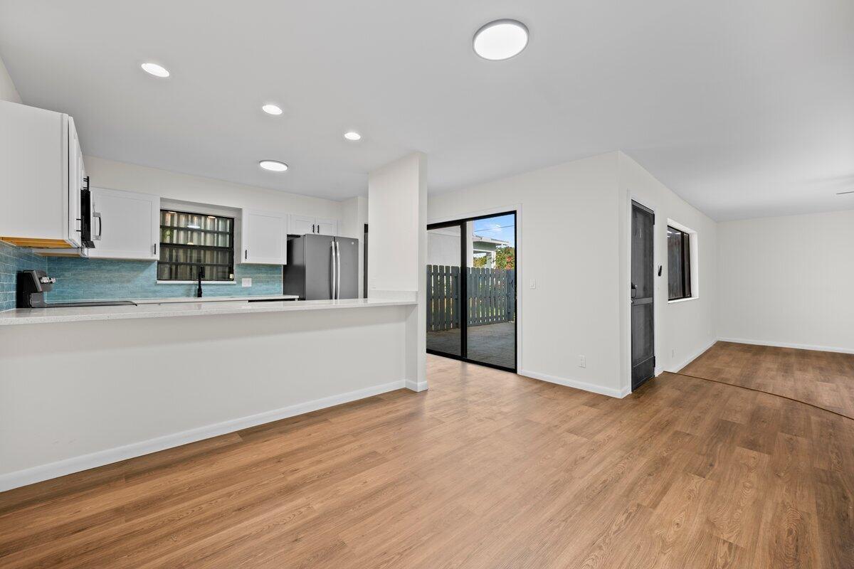 POND RIDGE VILLAS EAST CONDO - Residential