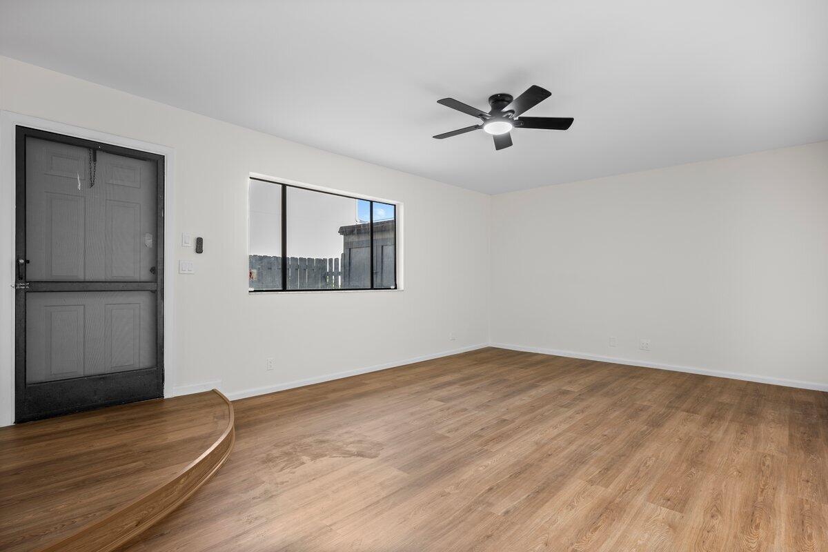 POND RIDGE VILLAS EAST CONDO - Residential