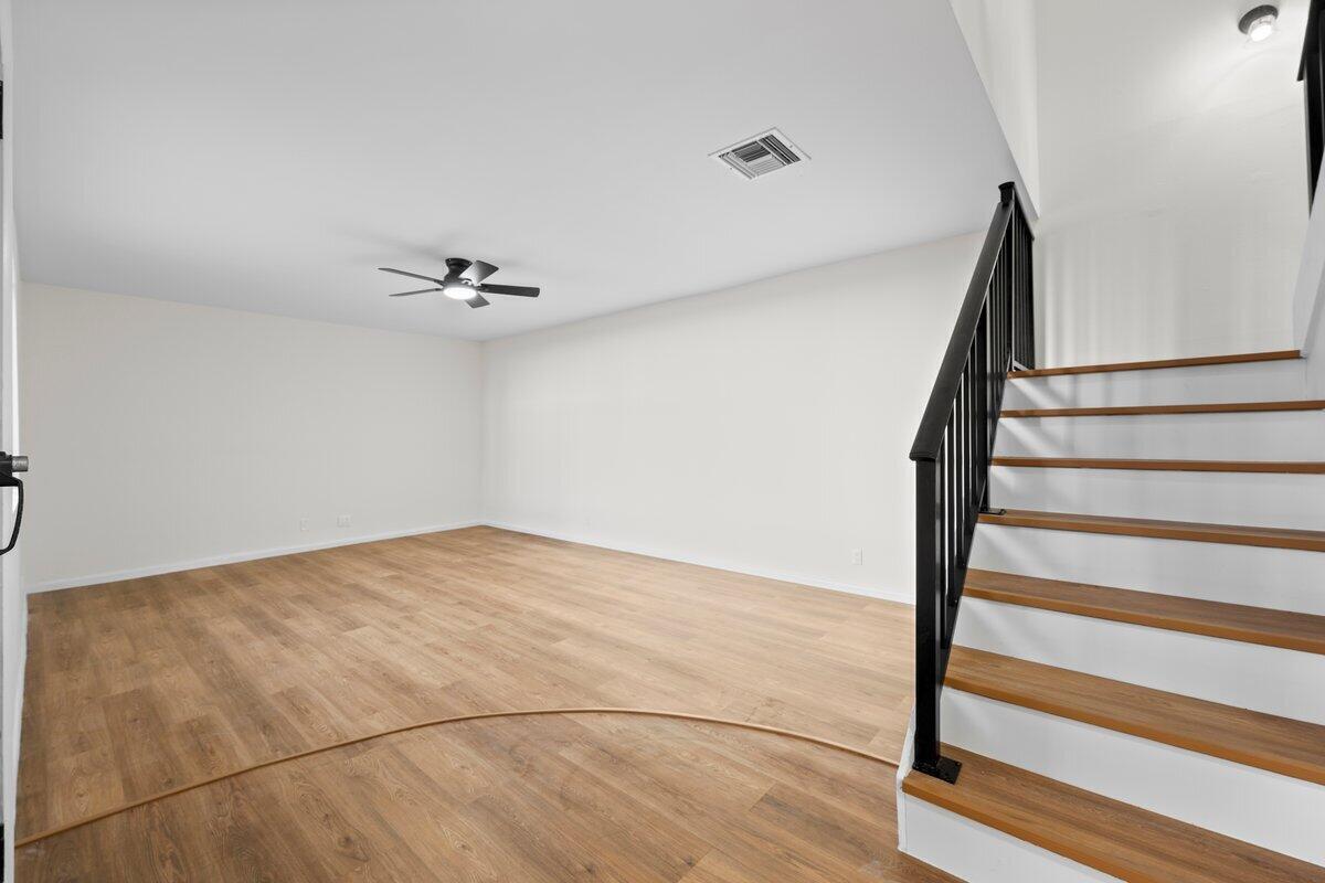 POND RIDGE VILLAS EAST CONDO - Residential