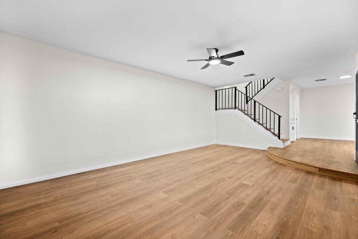 POND RIDGE VILLAS EAST CONDO - Residential