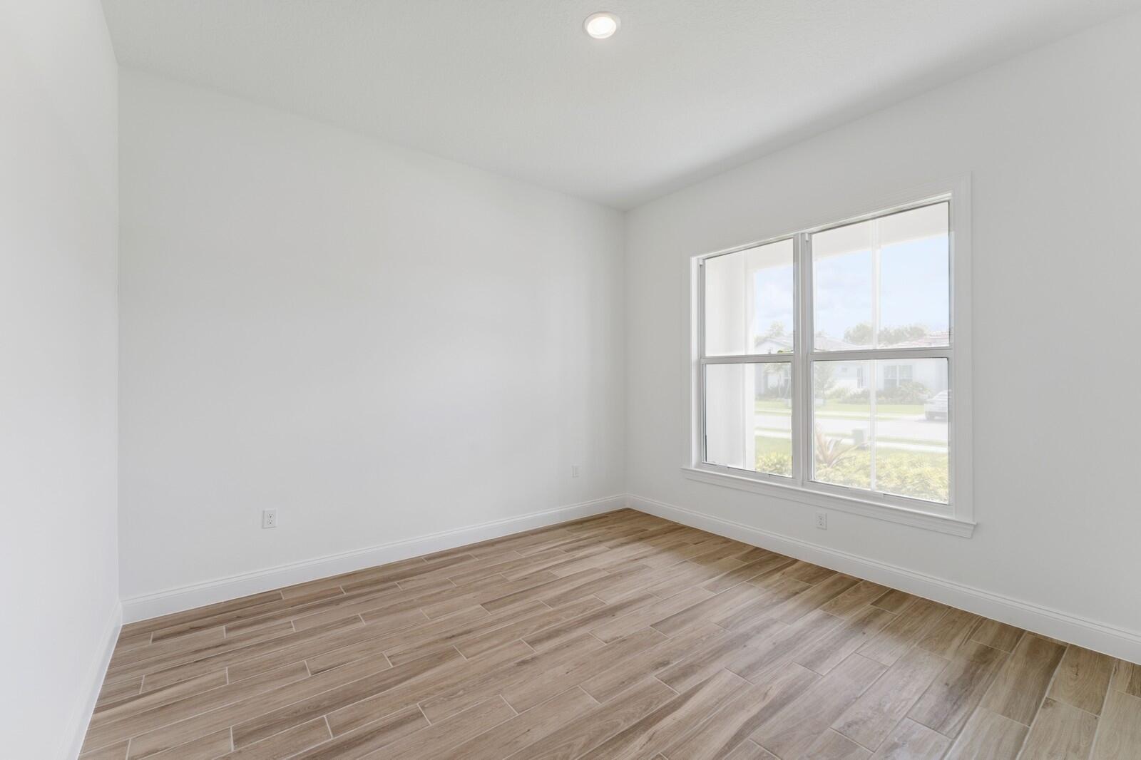 SALERNO RESERVE AT SHOWCASE PUD - Residential