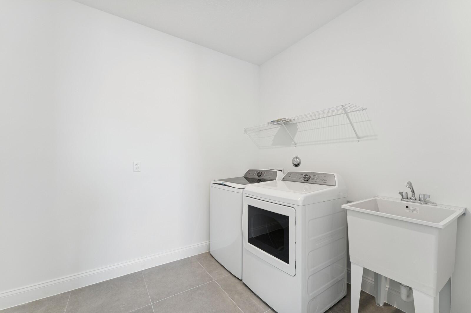 SALERNO RESERVE AT SHOWCASE PUD - Residential